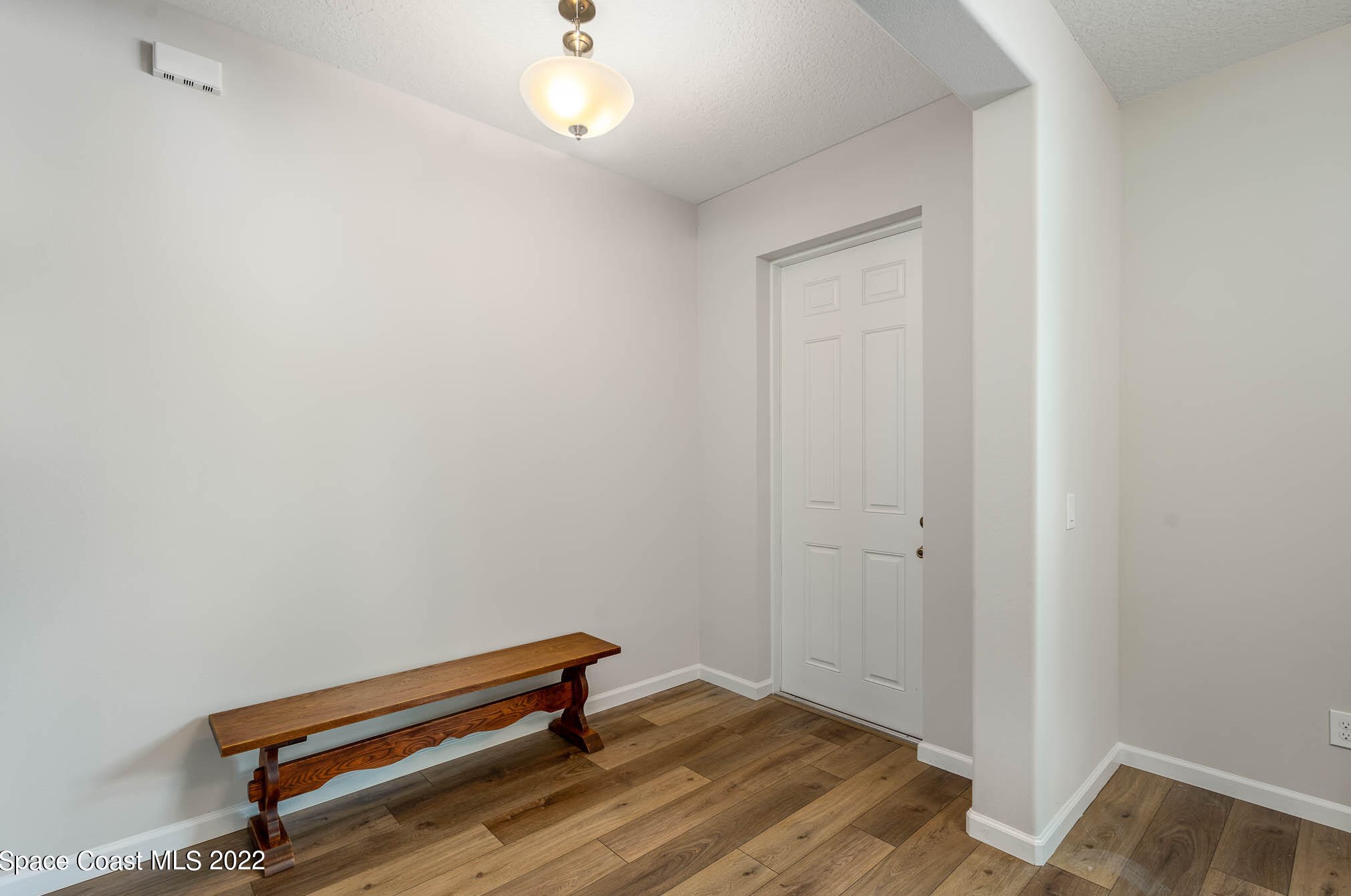 1071 Emerald Rd, Melbourne FL 32909-3886 exterior