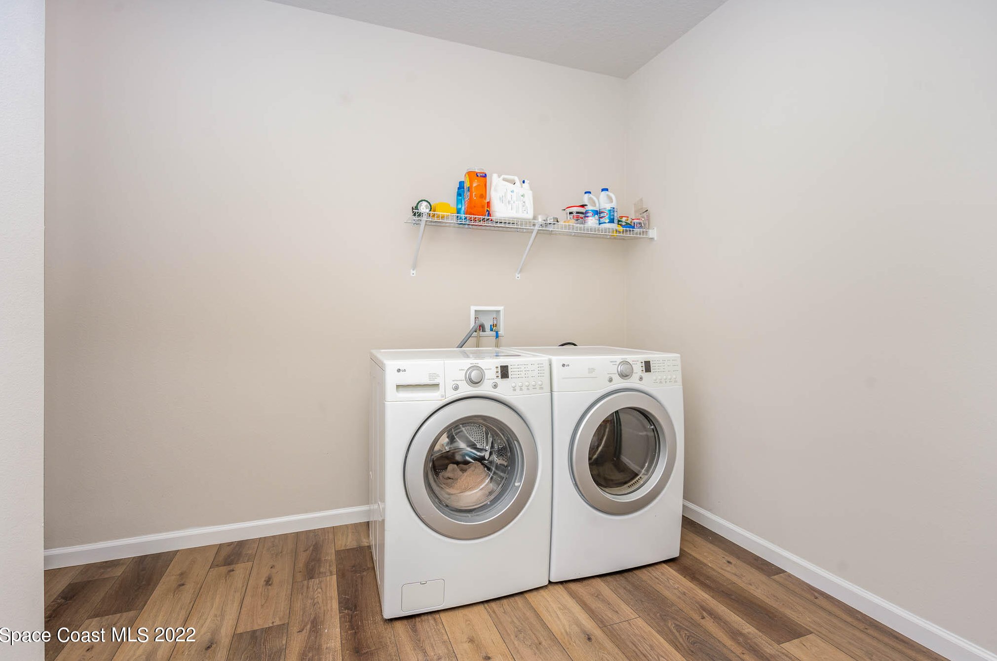 1071 Emerald Rd, Melbourne FL 32909-3886 exterior