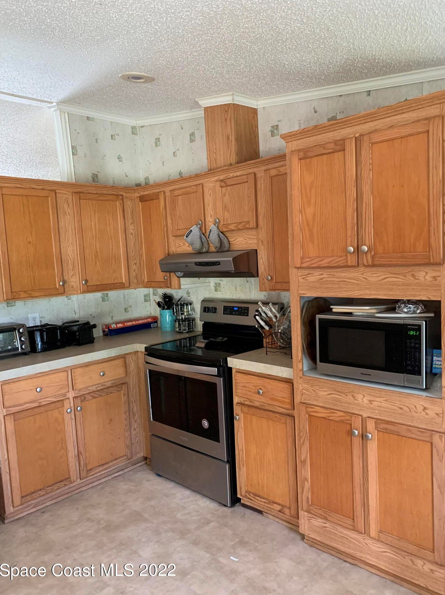 4876 Cambridge Dr, Mims, FL 32754