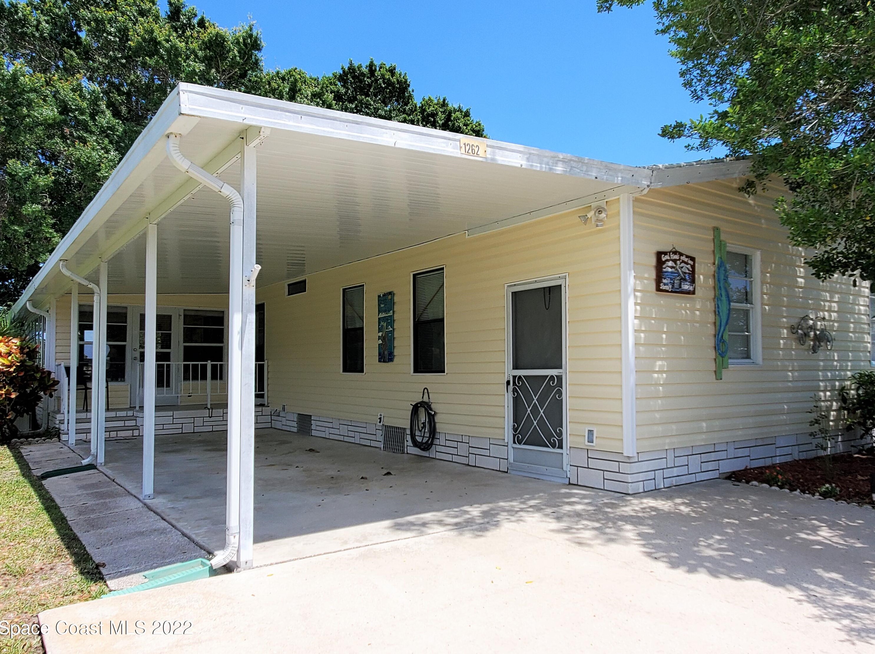 1262 Waterway Dr, Sebastian, FL 32976