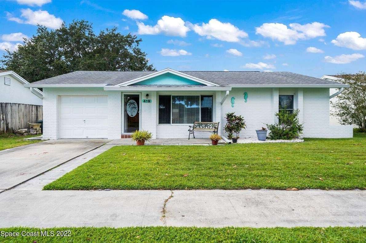 419 Earl Ave, Melbourne, FL 32901-8609