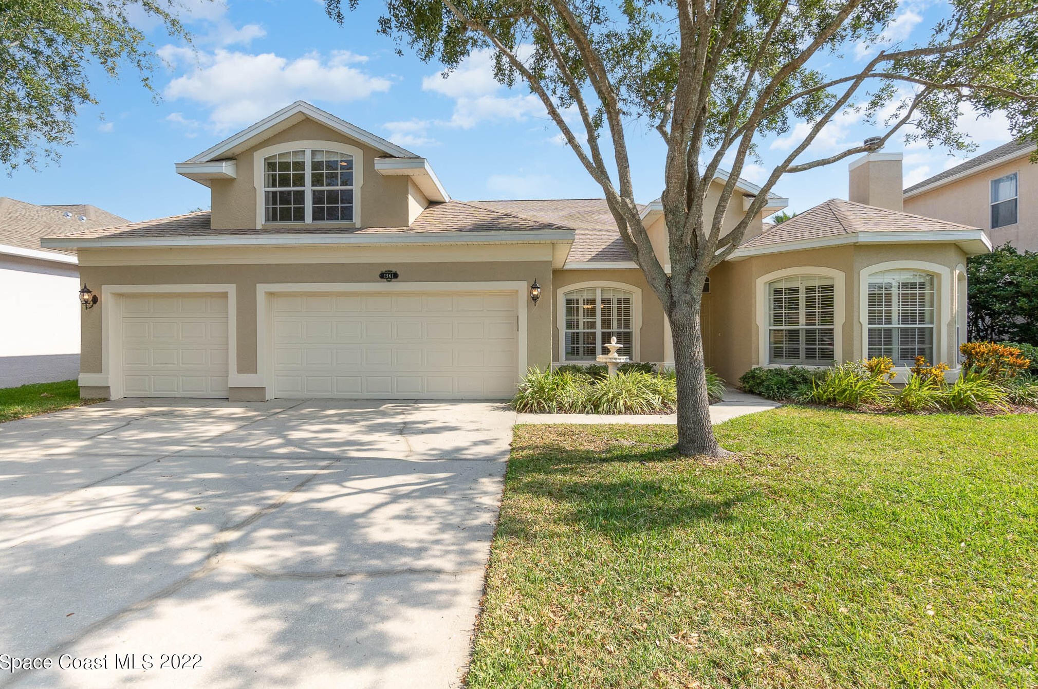 1561 Whitman Dr, Melbourne, FL 32904-8756