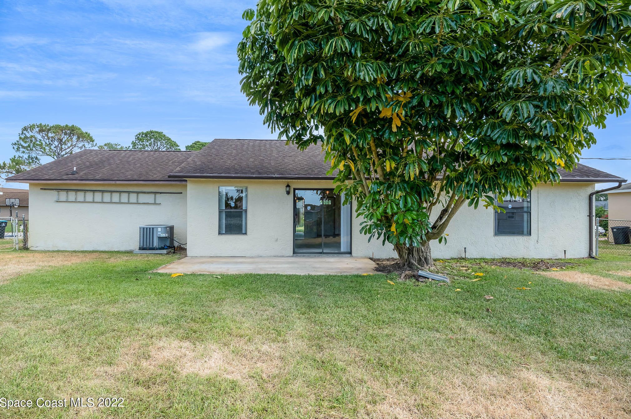 1090 Big Horn Cir, Melbourne, FL 32907-9455