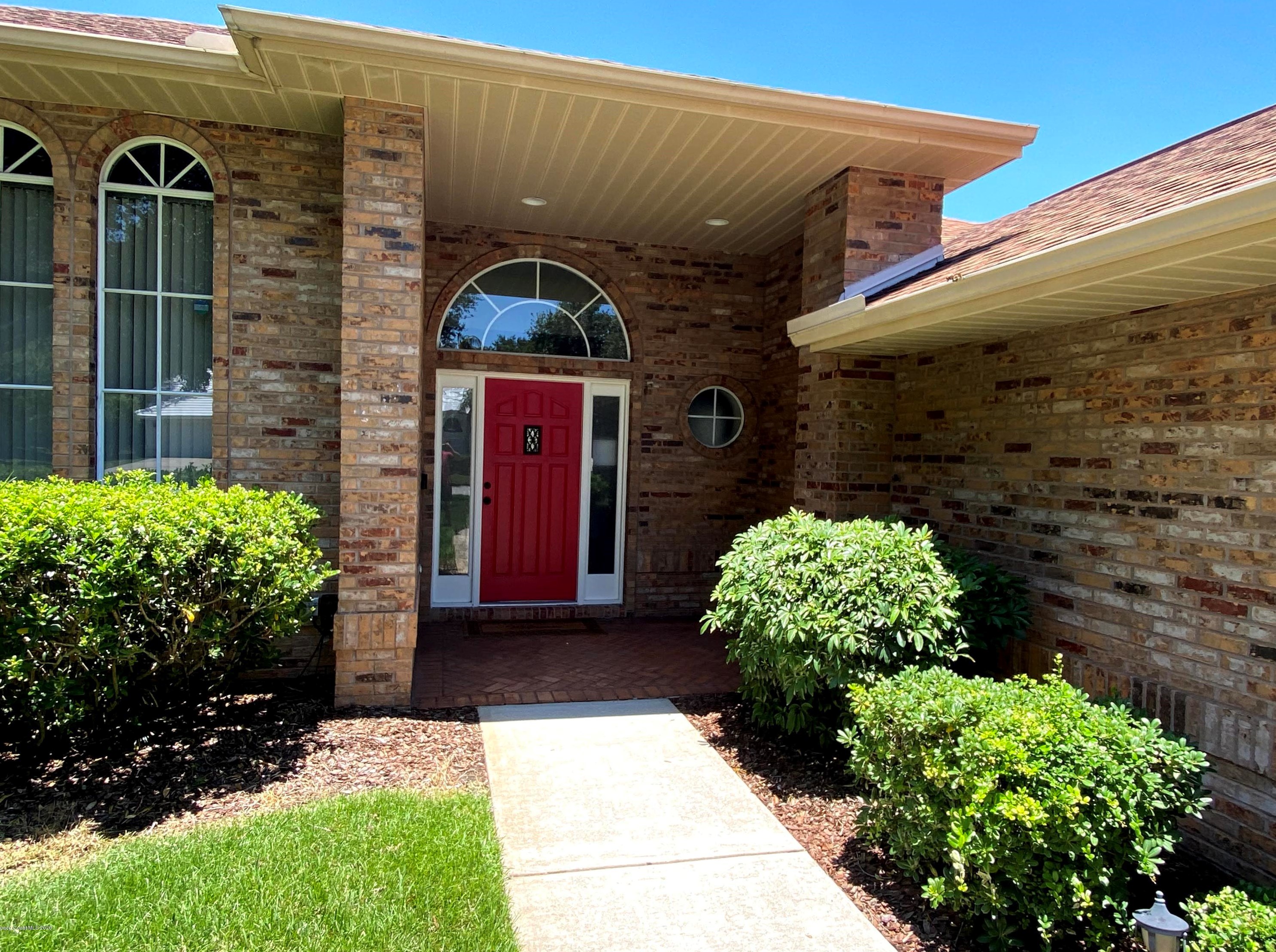 750 Spring Lake Dr, Melbourne, FL 32940