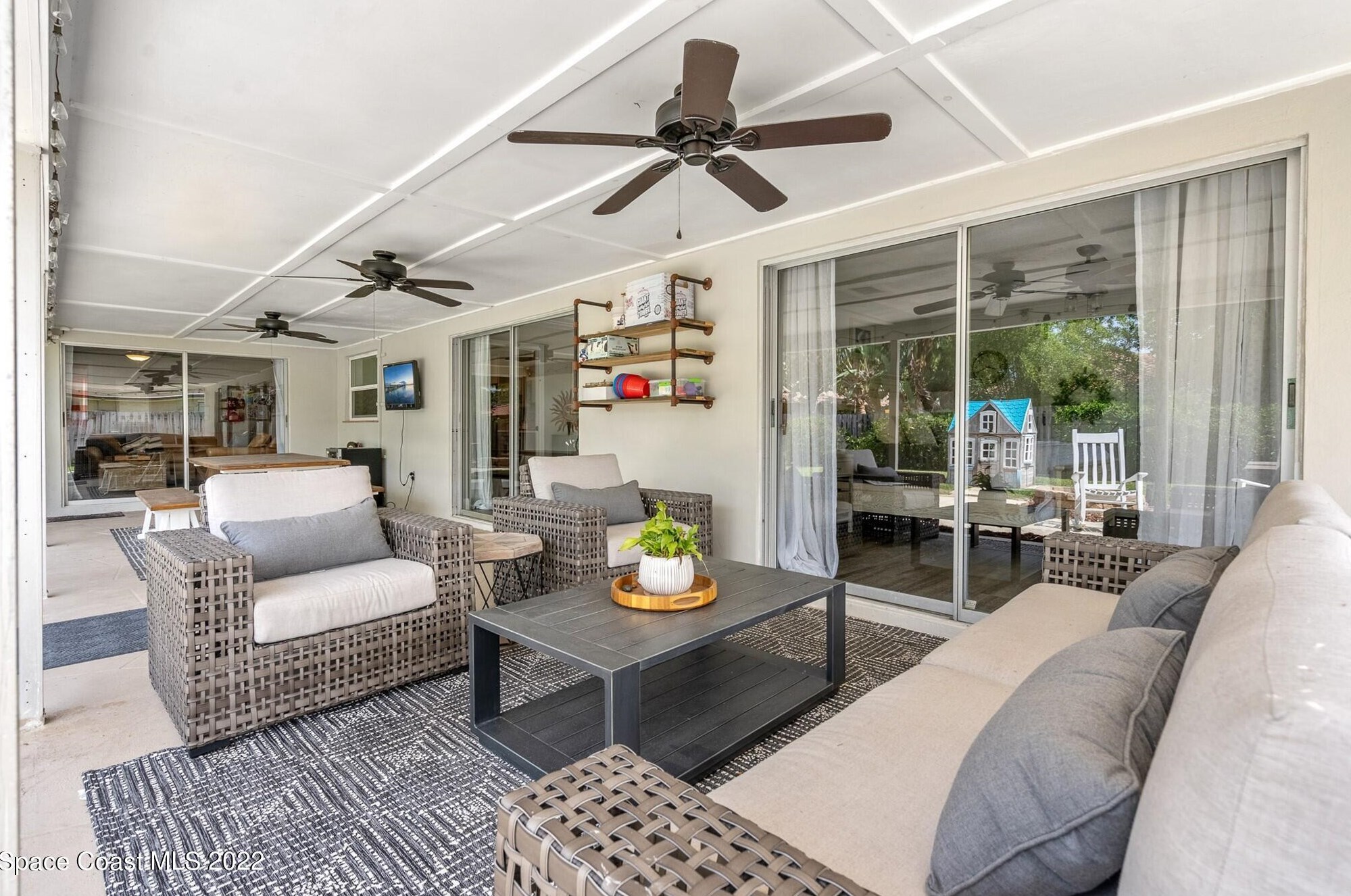 520 Rio Casa Dr, Melbourne FL 32903-3703 exterior