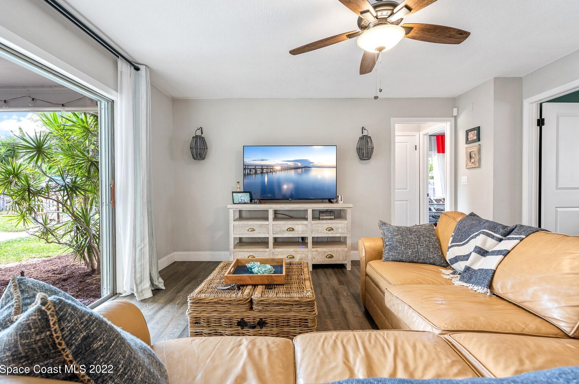 520 Rio Casa Dr, Melbourne FL 32903-3703 exterior