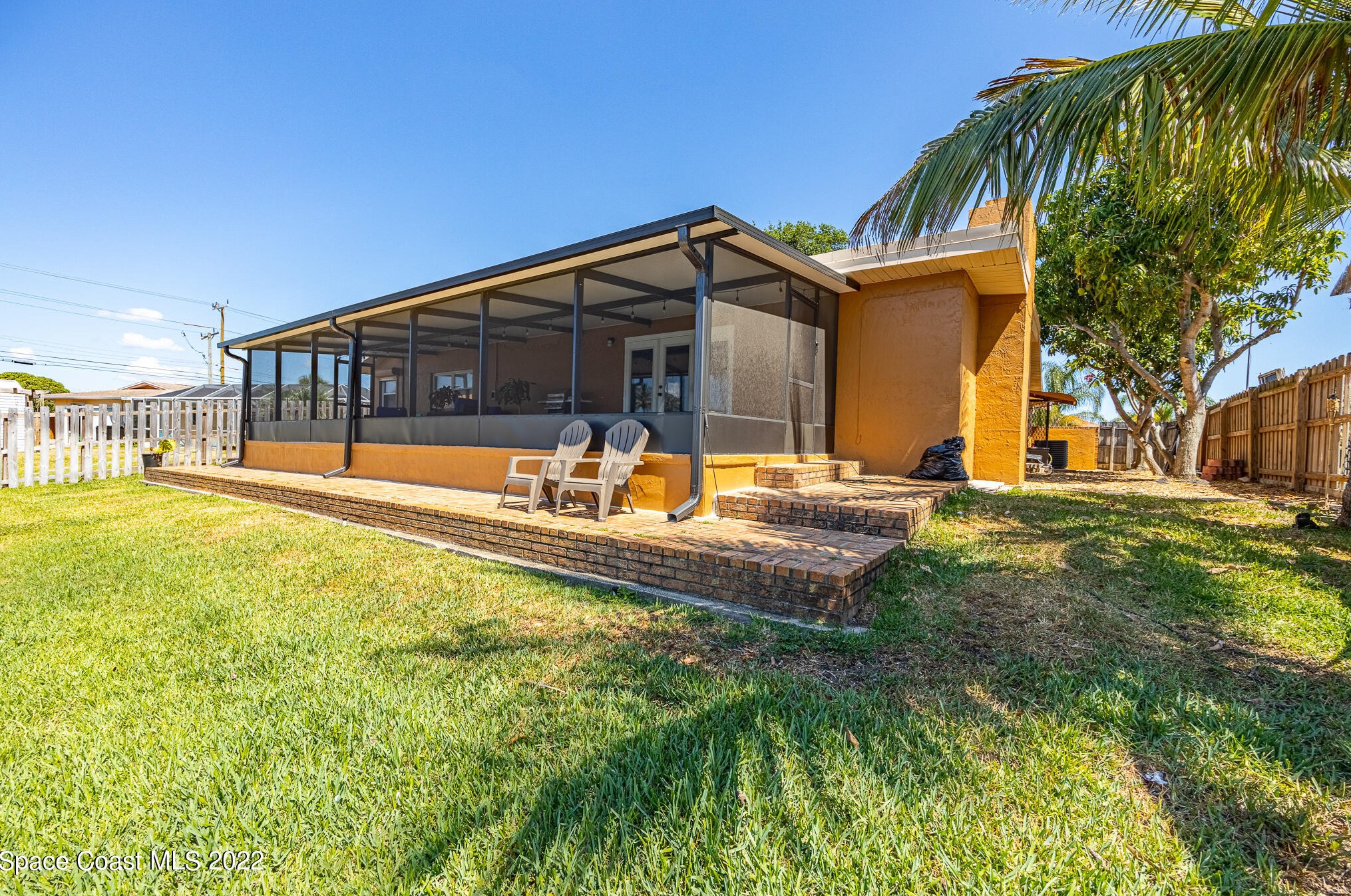 1625 Larchmont Ct, Merritt Island FL 32952-5668 exterior