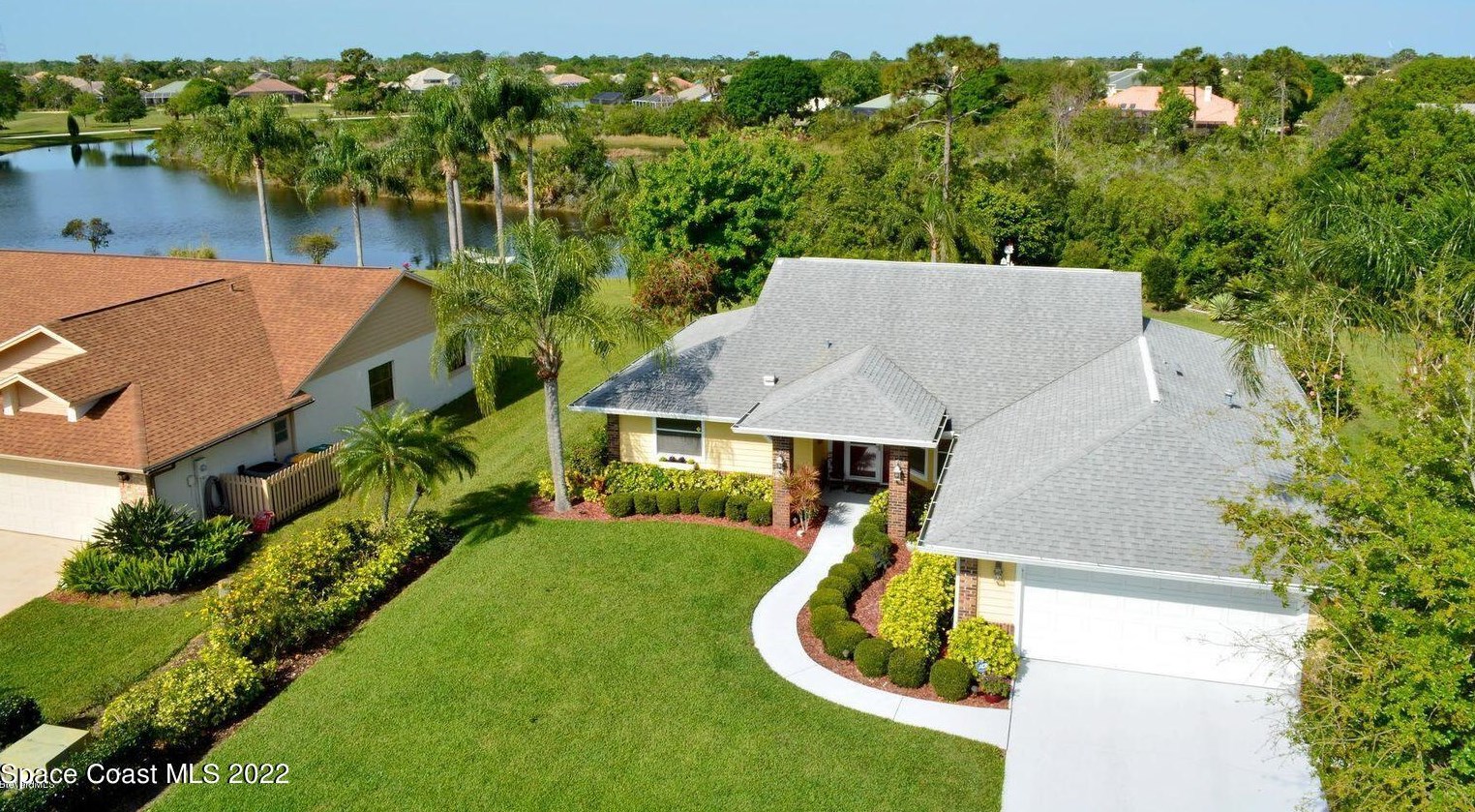1308 Silver Lake Dr, Melbourne, FL 32940-1952