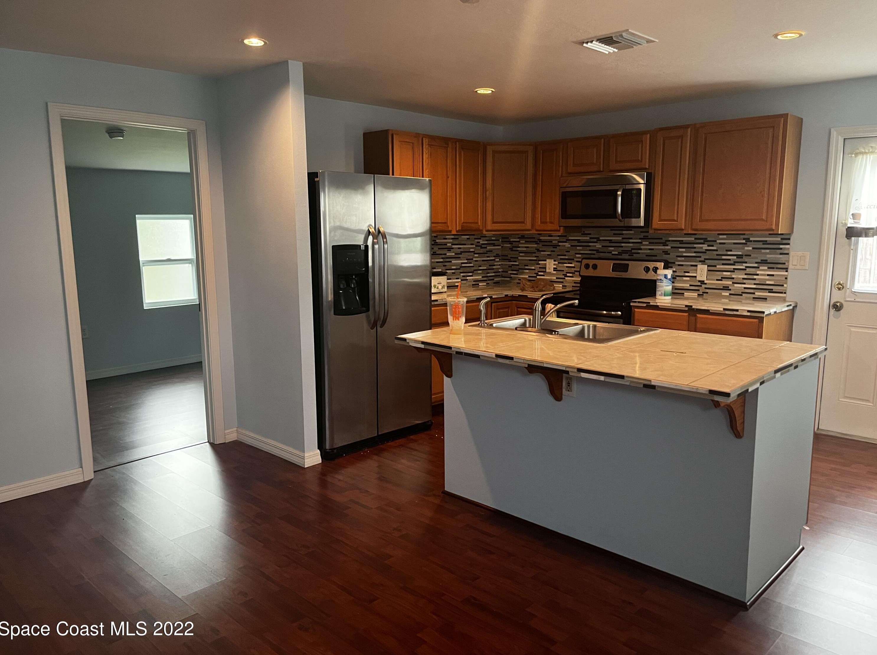 2896 Avalona Dr, Sanford, FL 32771