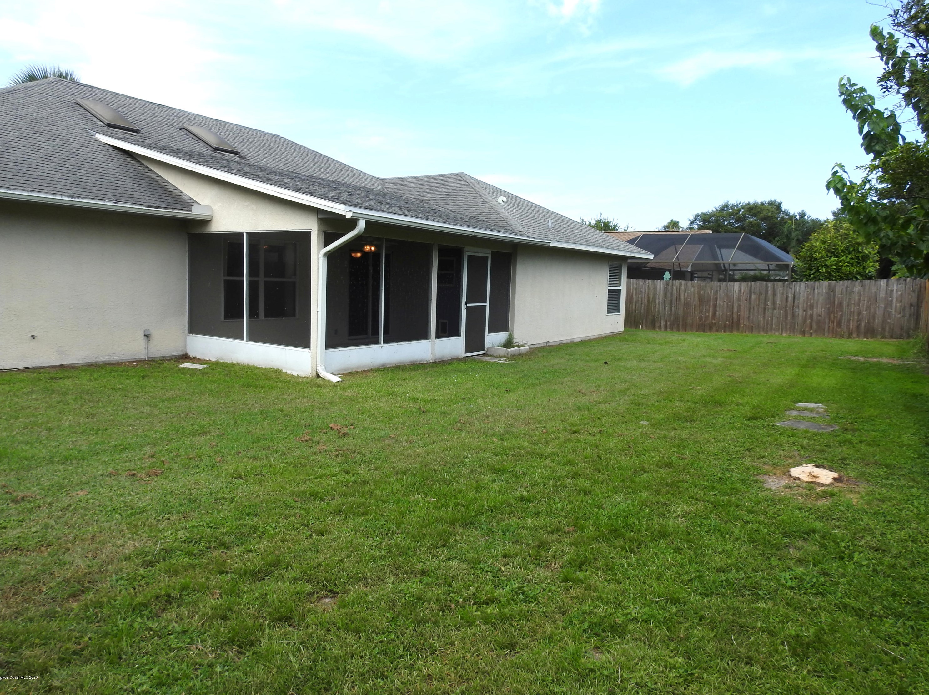 3368 Lake View Cir, Melbourne FL  32934-8375 exterior