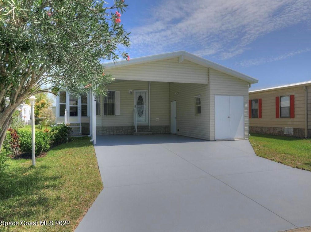 956 Wren Cir, Sebastian, FL 32976