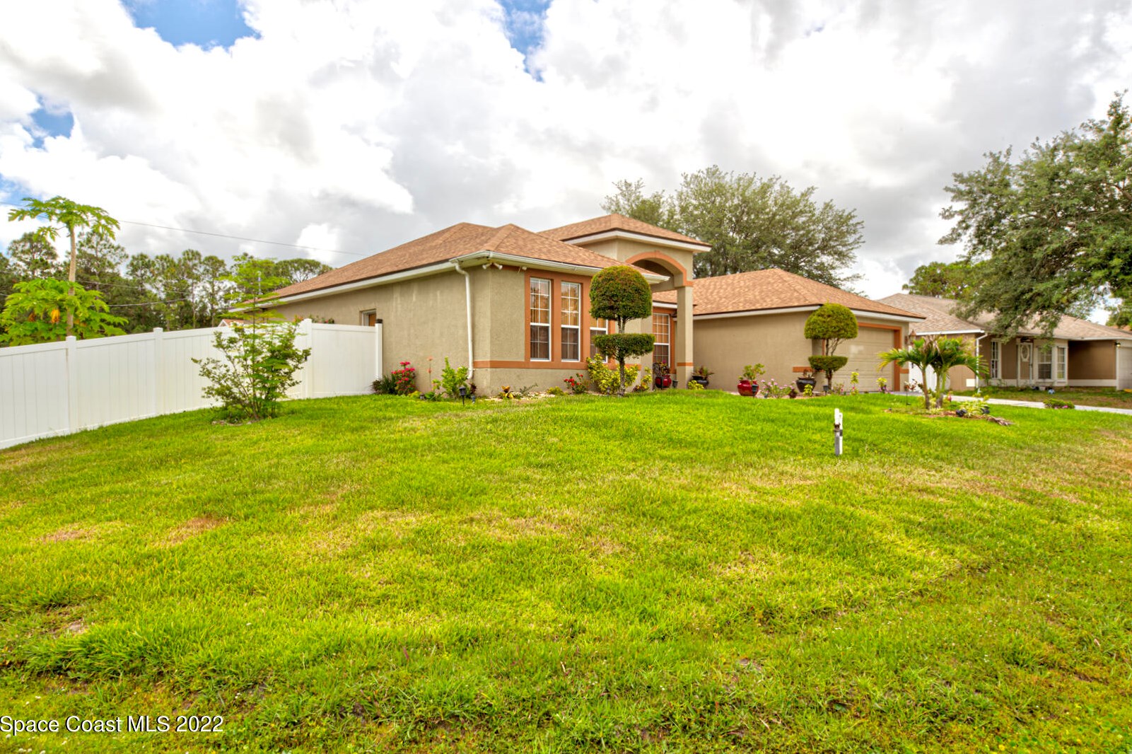 1198 Tiger St, Melbourne, FL 32909-5516