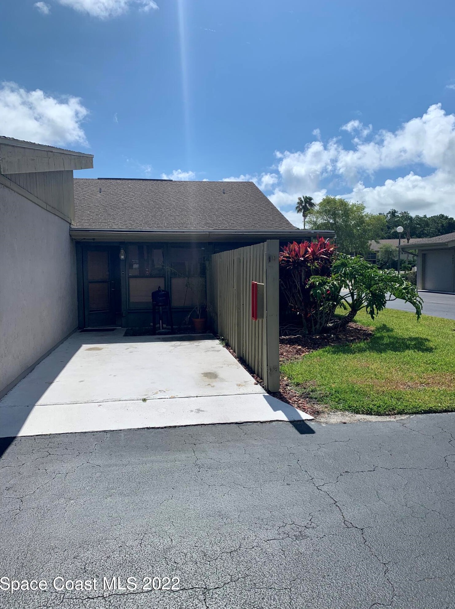 1715 Club Gardens Dr, Melbourne, FL 32905-6532