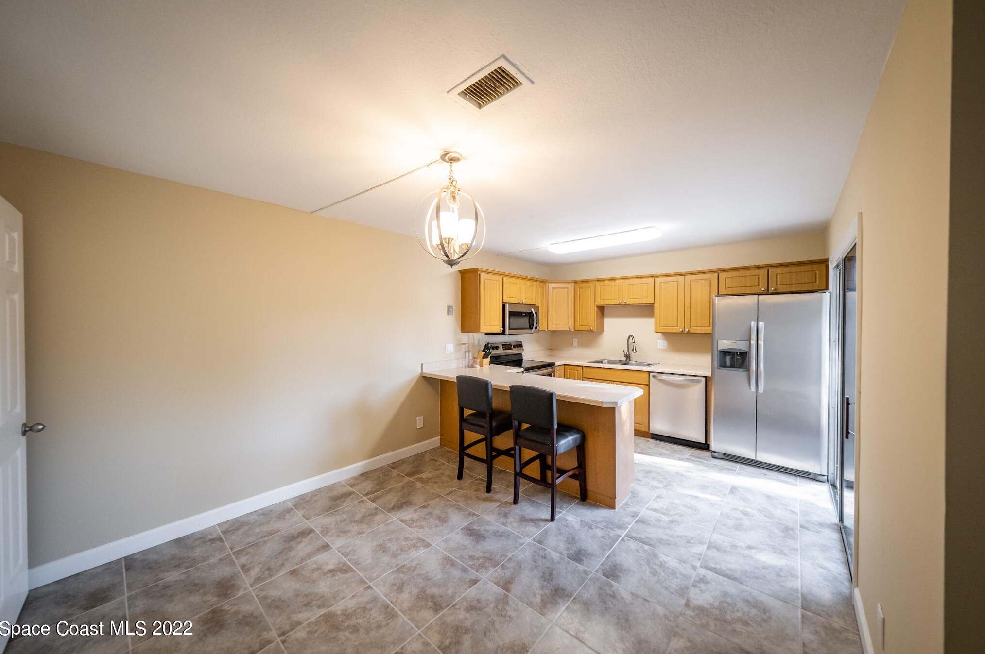 2016 Vista Oaks Cir, Melbourne, FL 32905-3122