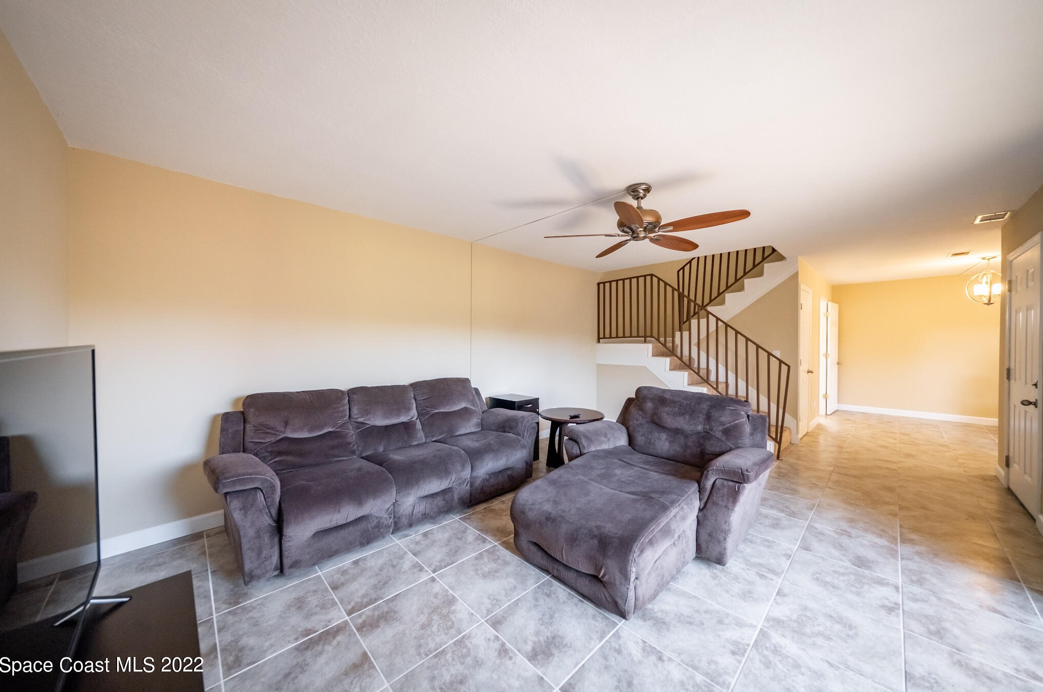 2016 Vis Oaks Cir, Melbourne FL 32905-3121 exterior