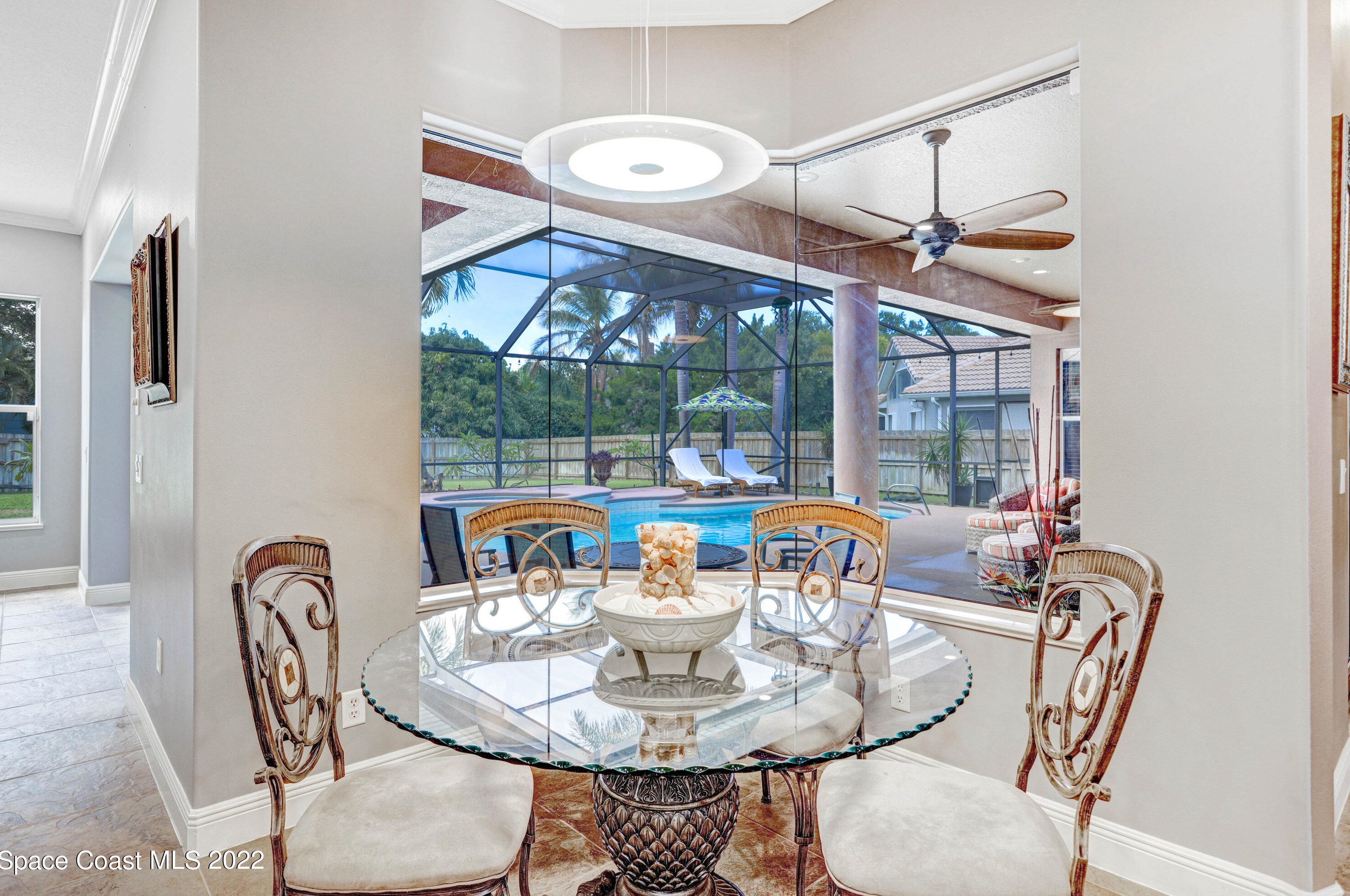 192 Rainbow St, Merritt Island FL 32952-6241 exterior