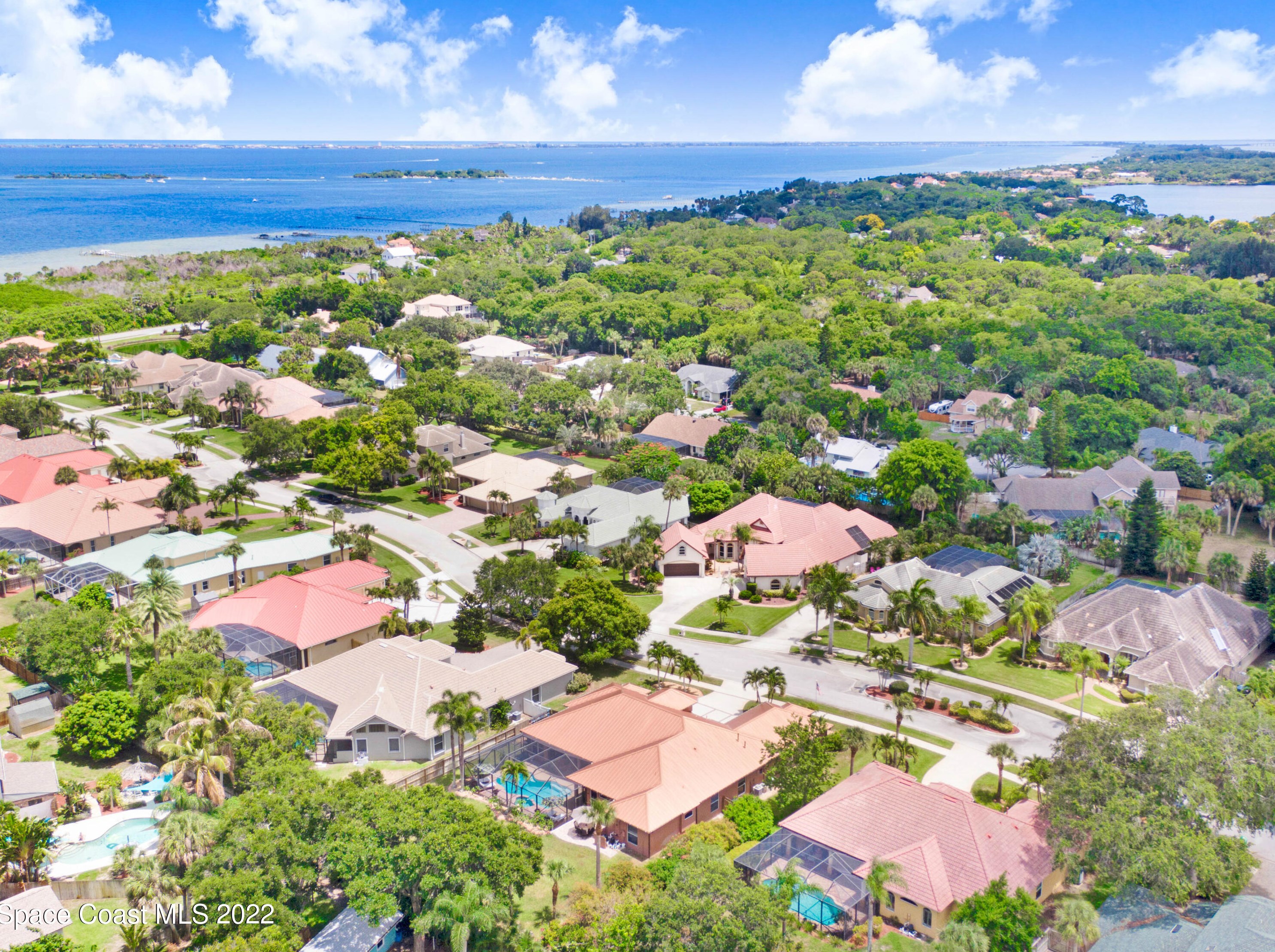 192 Rainbow St, Merritt Island FL 32952-6241 exterior