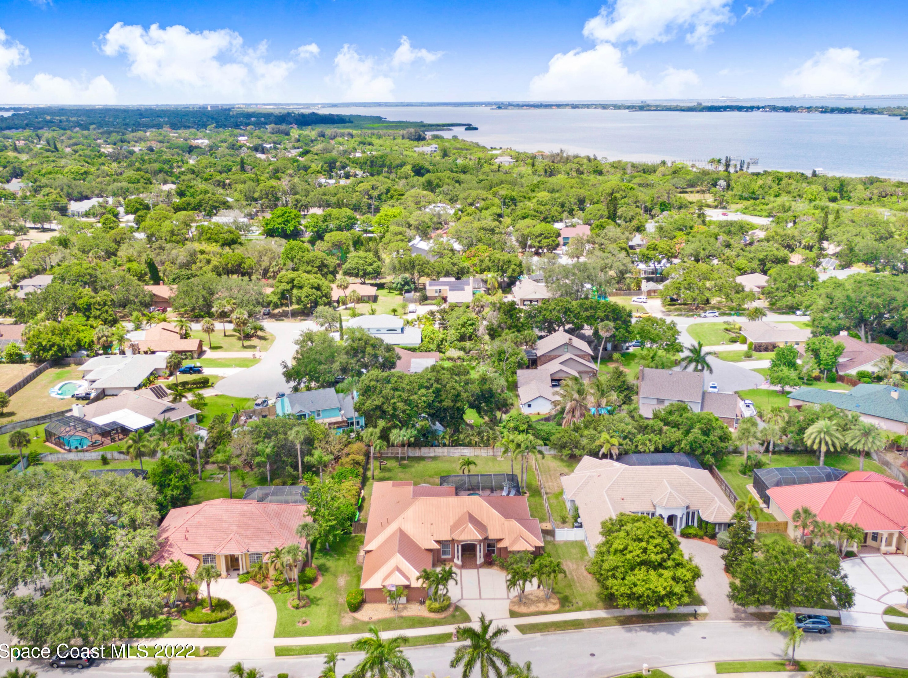 192 Rainbow St, Merritt Island FL 32952-6241 exterior