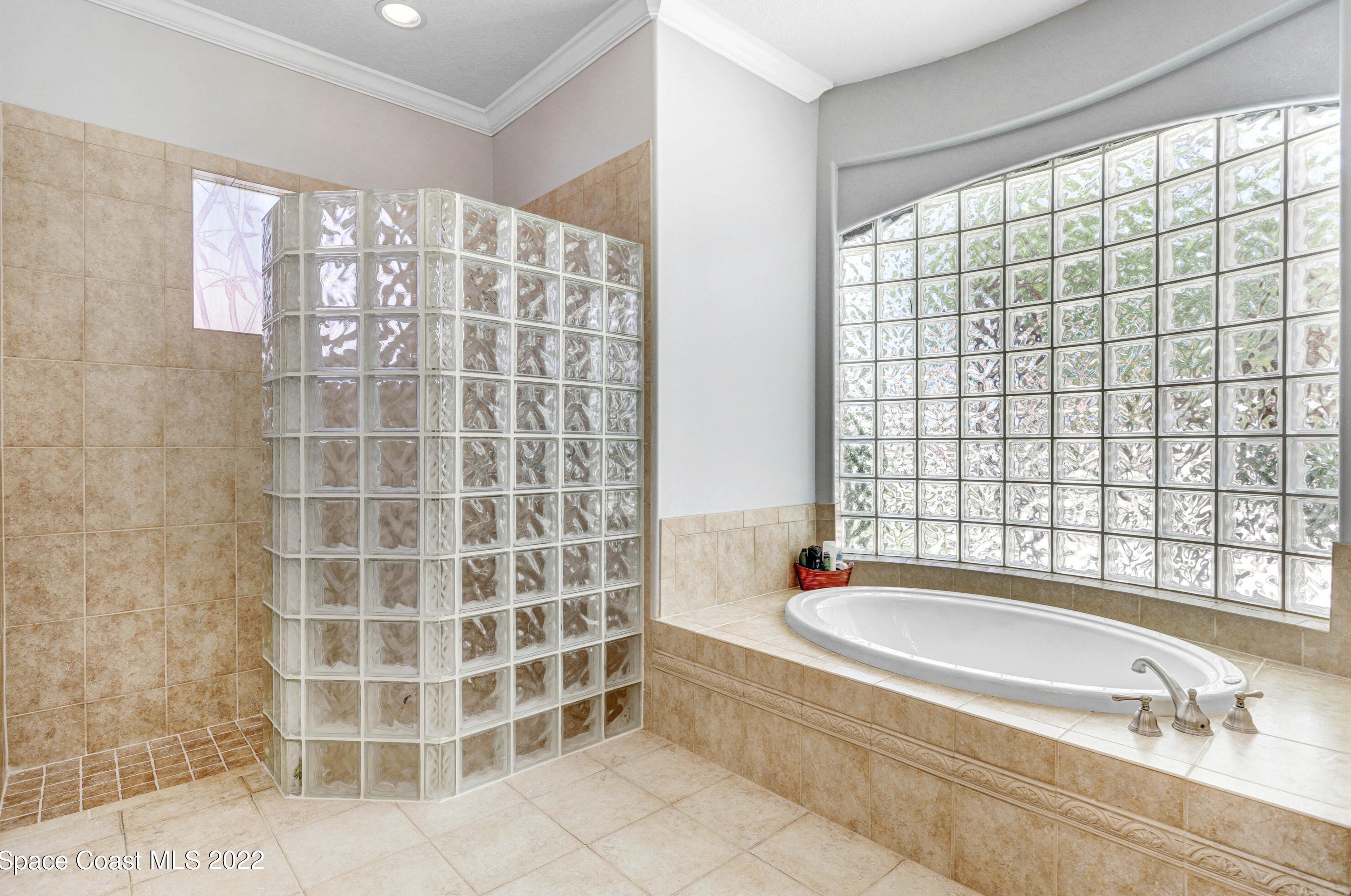 192 Rainbow St, Merritt Island FL 32952-6241 exterior