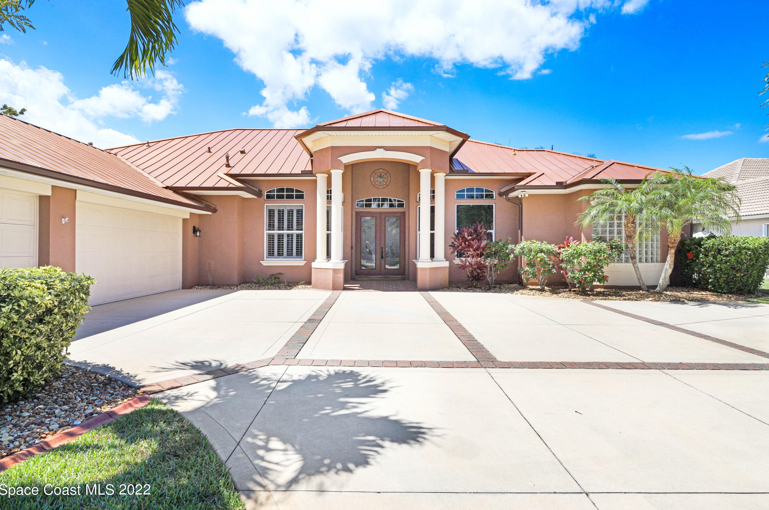 192 Rainbow St, Merritt Island, FL 32952-6241
