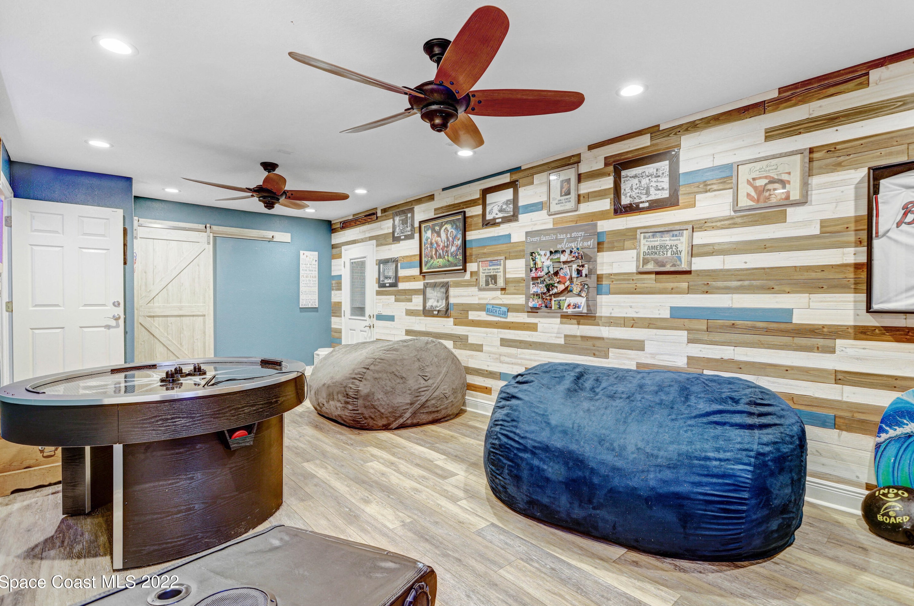 192 Rainbow St, Merritt Island FL 32952-6241 exterior