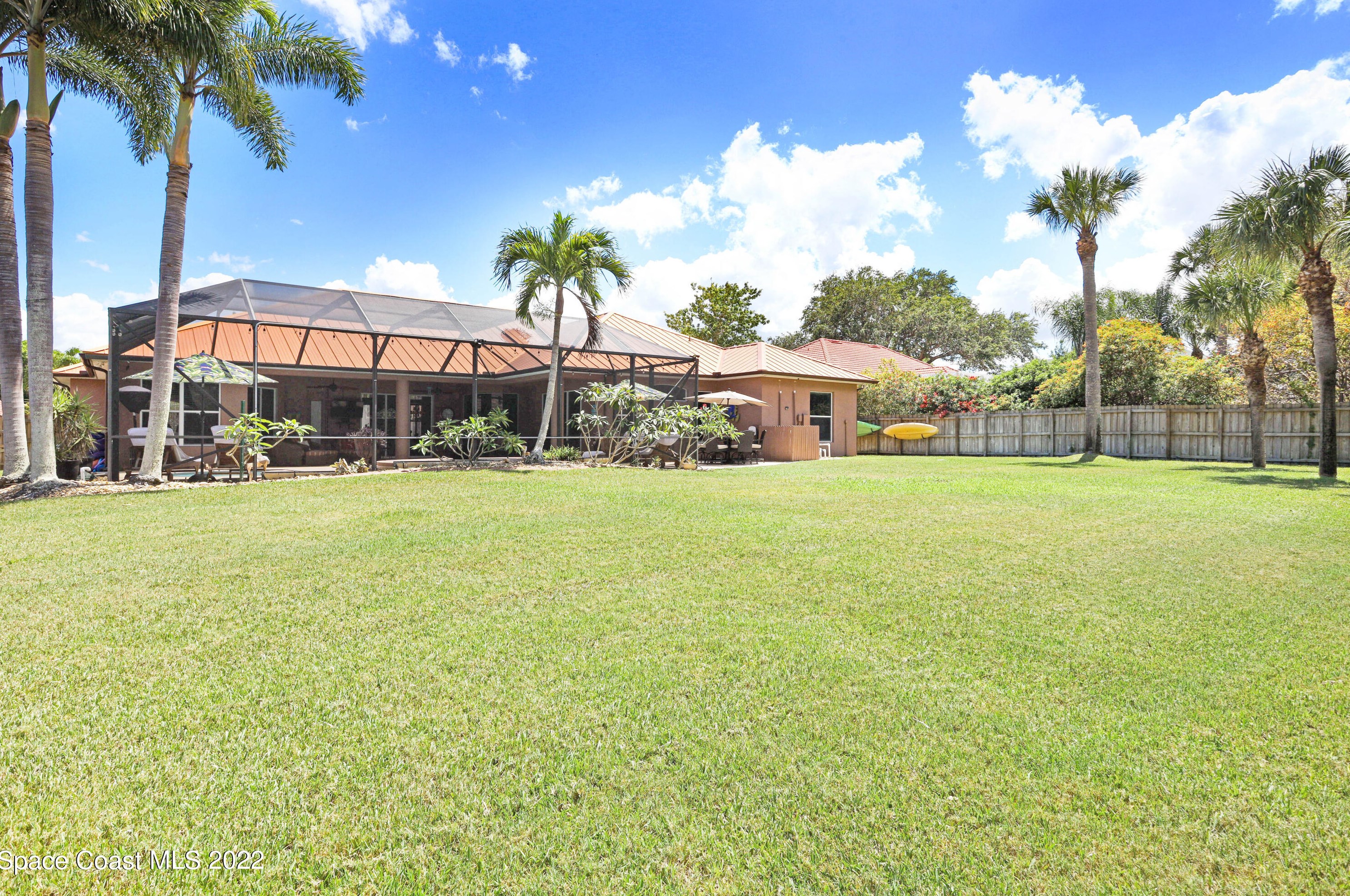 192 Rainbow St, Merritt Island FL 32952-6241 exterior