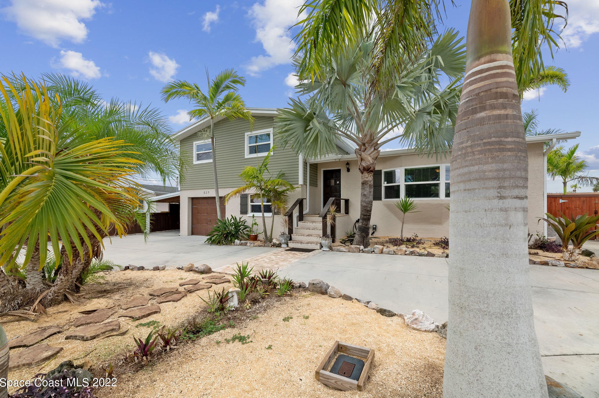 625 Needle Blvd, Merritt Island, FL 32953