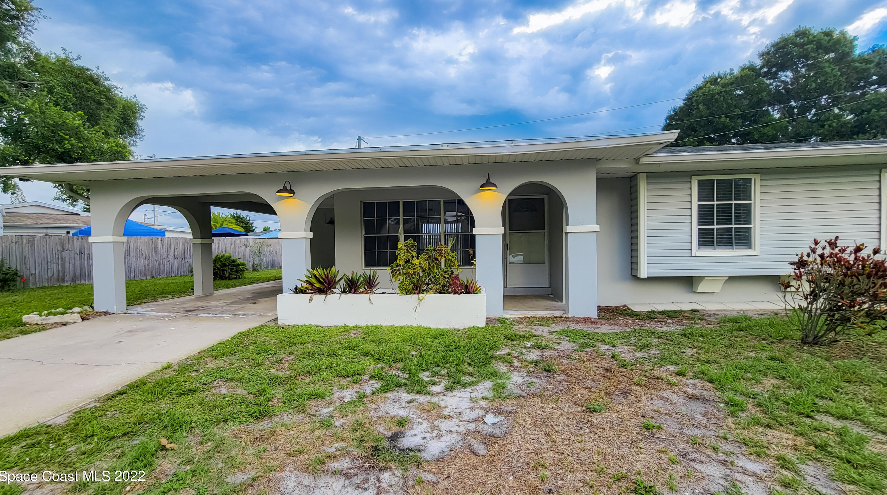 791 Burman Ln Ne, Melbourne, FL 32905