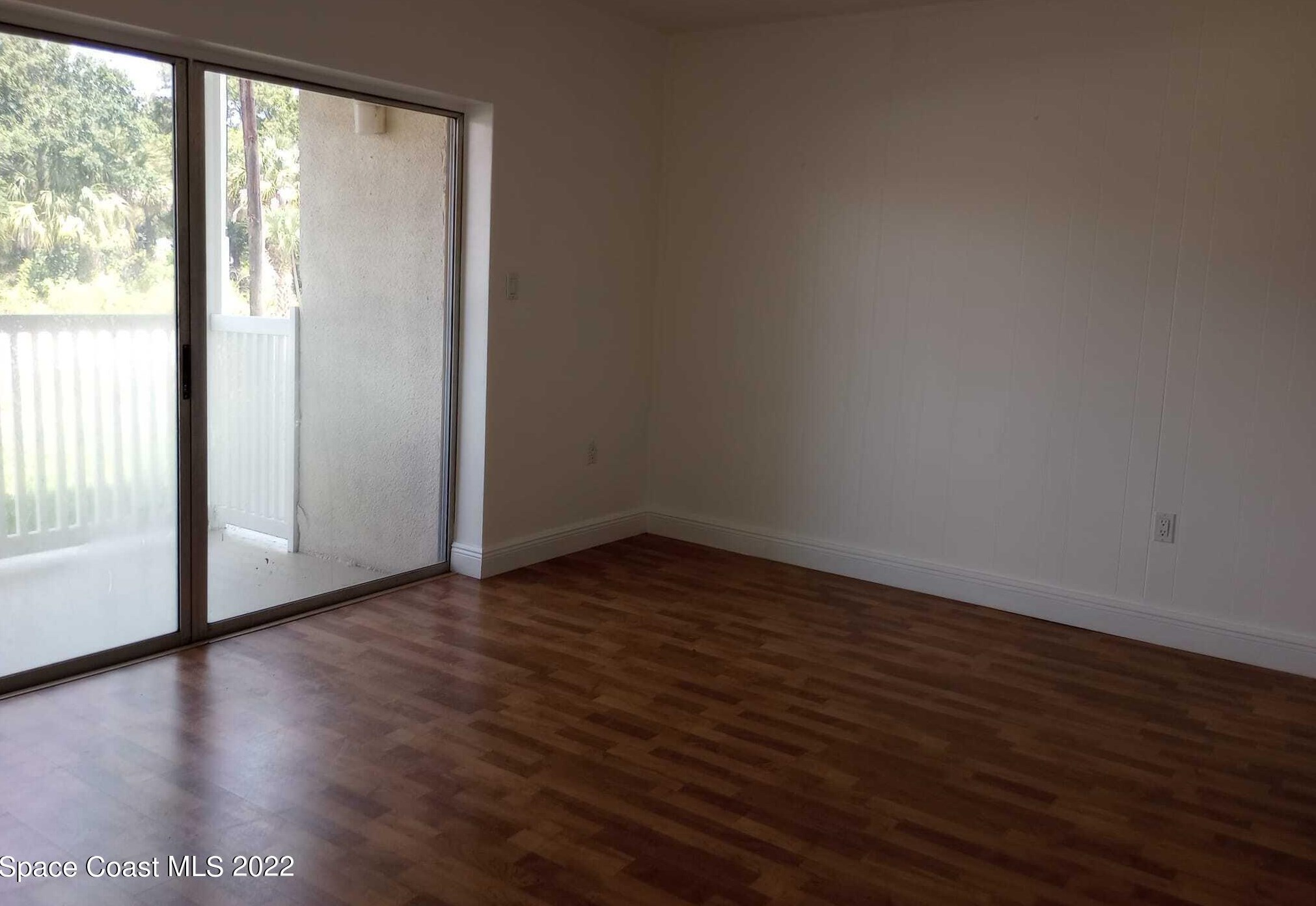 250 N Banana River Dr #e-1, Merritt Island, FL 32952