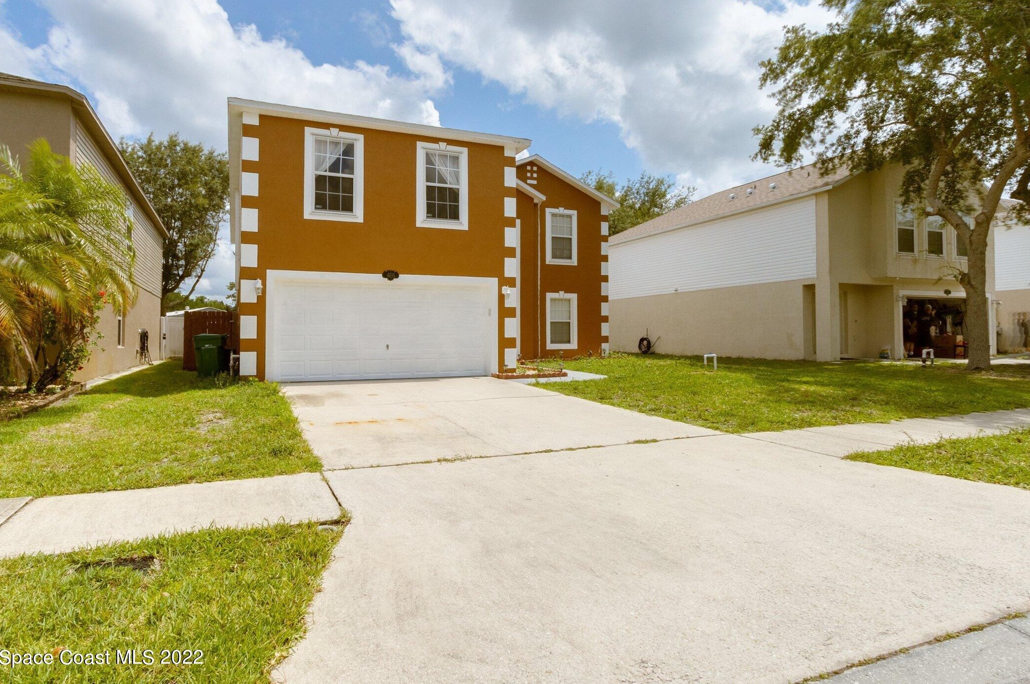 4605 Elena Way, Melbourne, FL 32934-3252