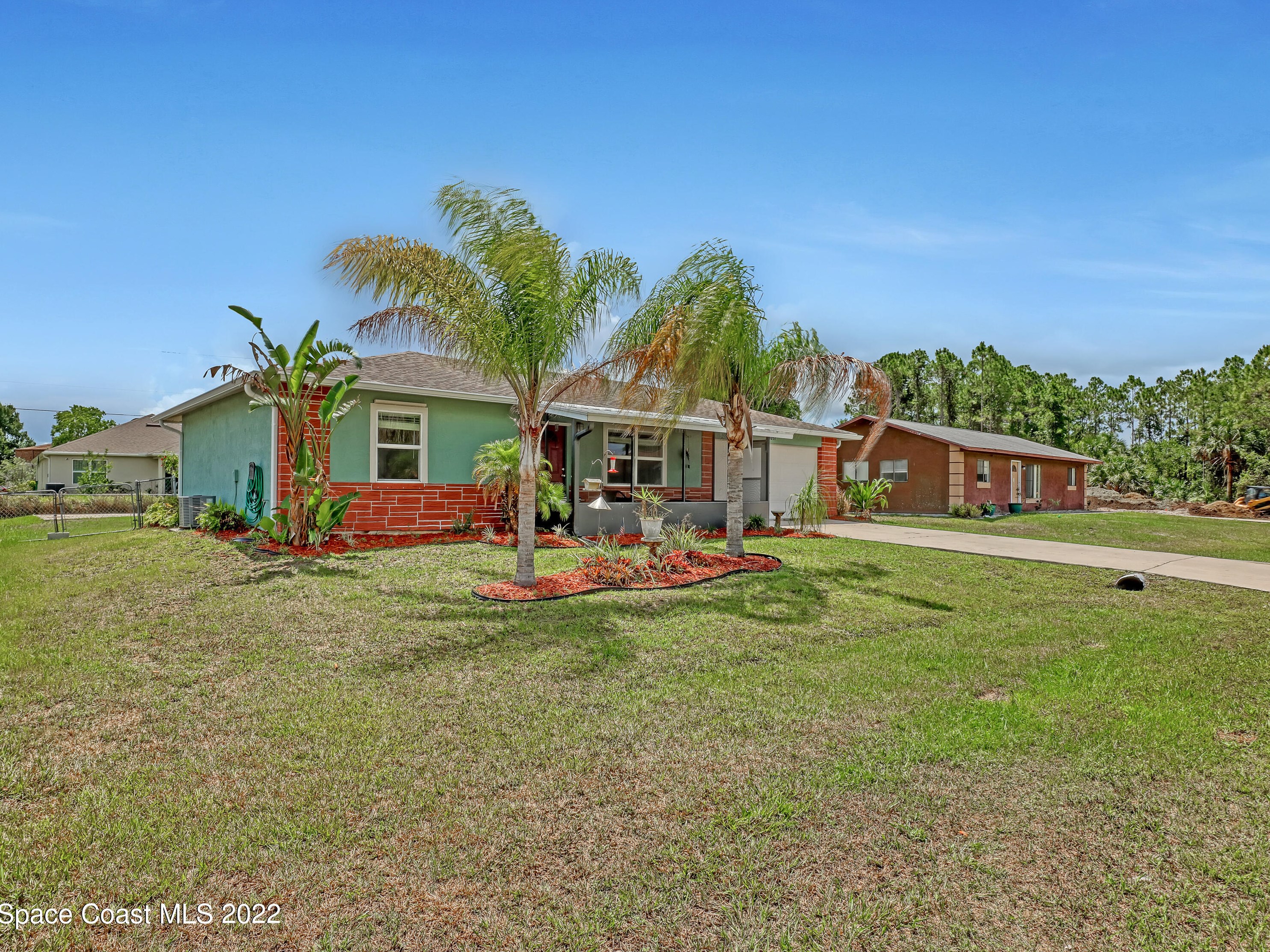 1057 Cranberry Rd, Melbourne, FL 32909-4772