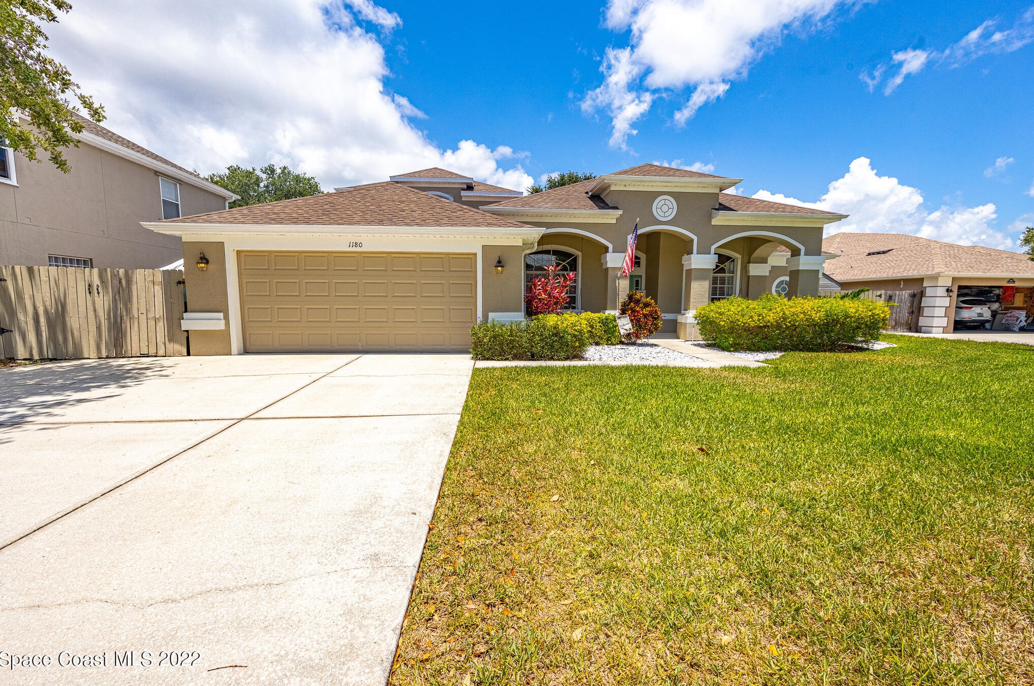 1180 Grand Cayman Dr, Merritt Island, FL 32952