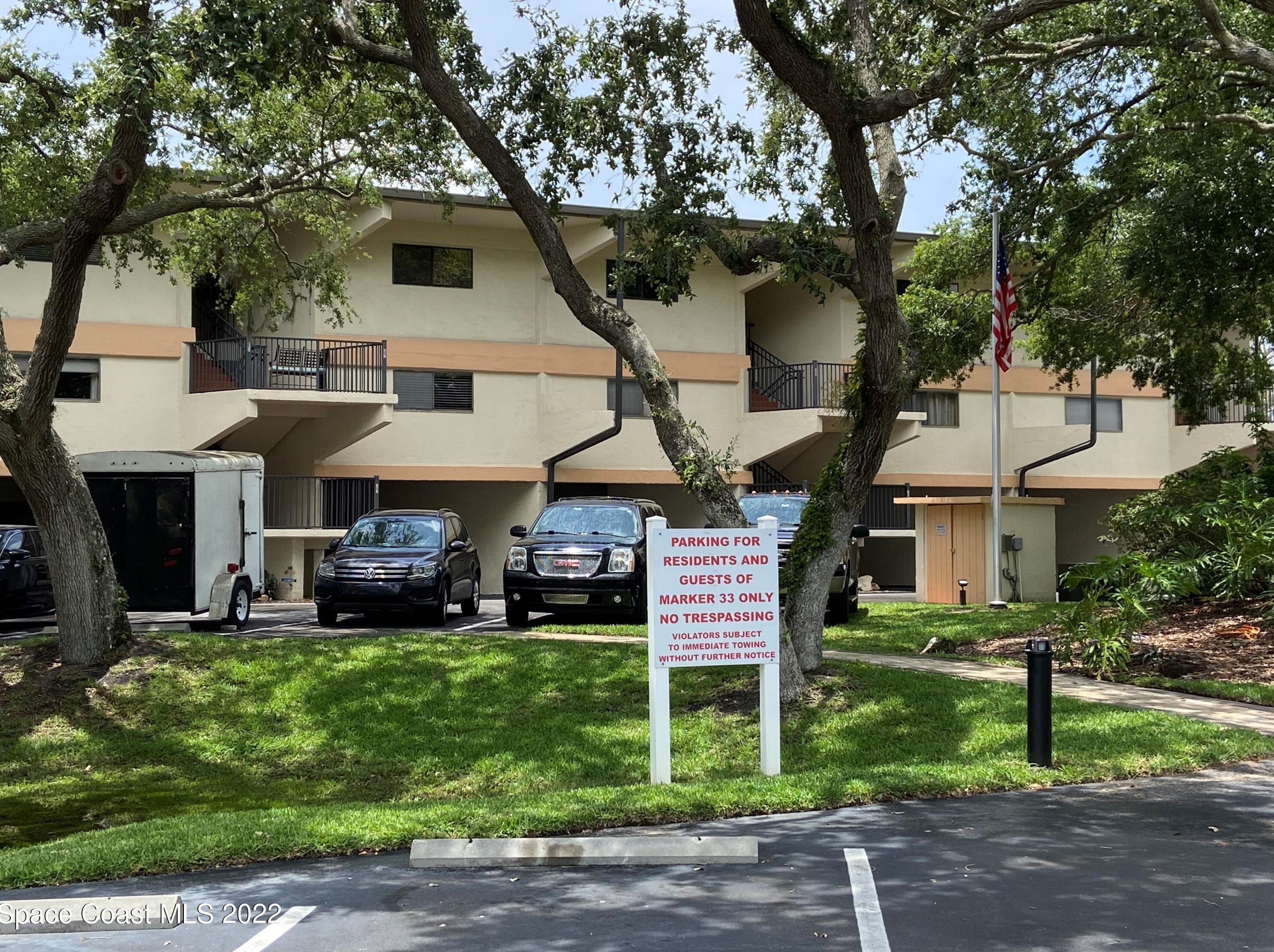 520 Peninsula Ave, New Smyrna FL  32169-2952 exterior