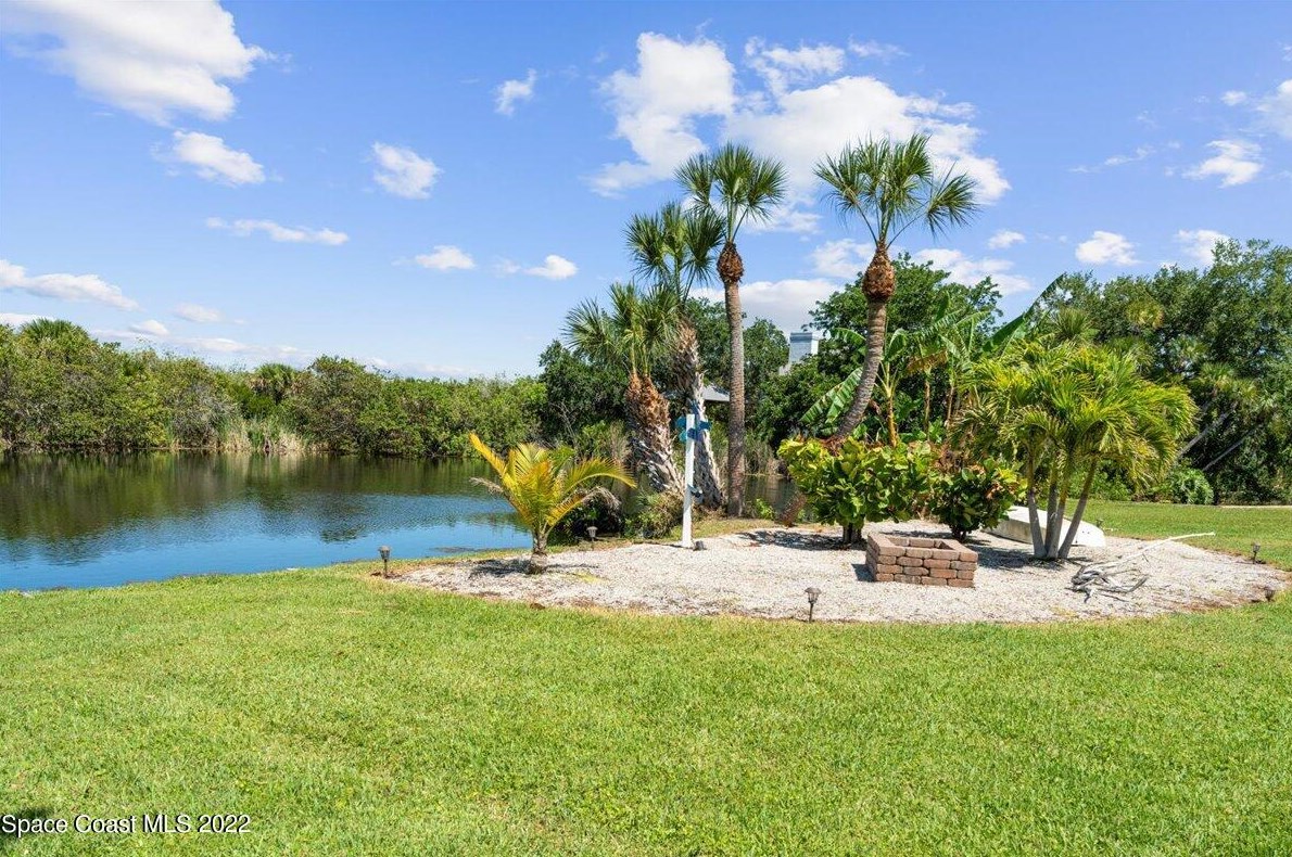 4785 Navaho Trl, Merritt Island FL  32953-7825 exterior