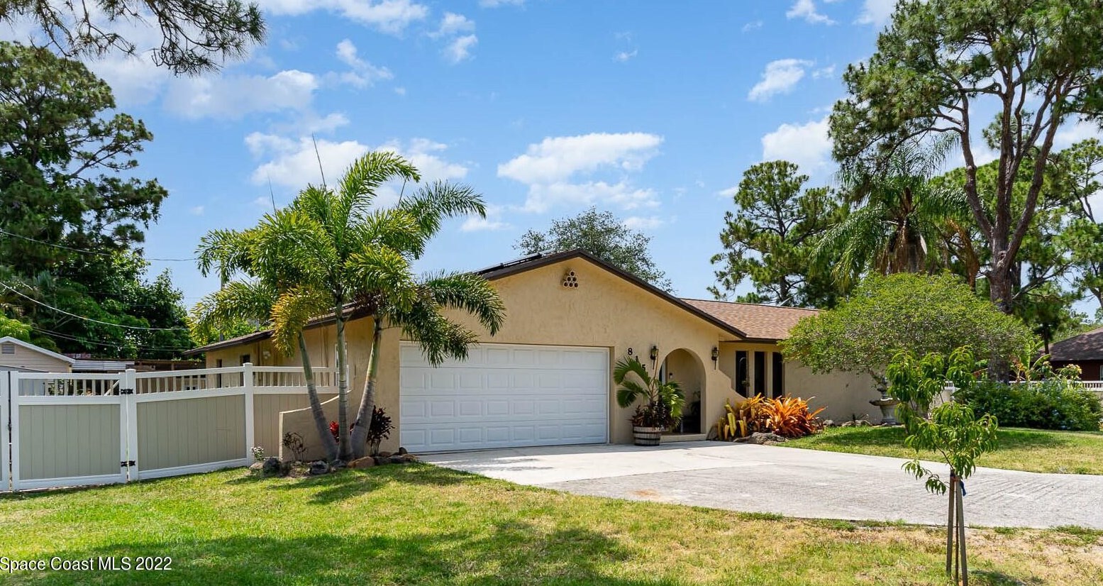 815 Newfound Harbor Dr, Merritt Island, FL 32952