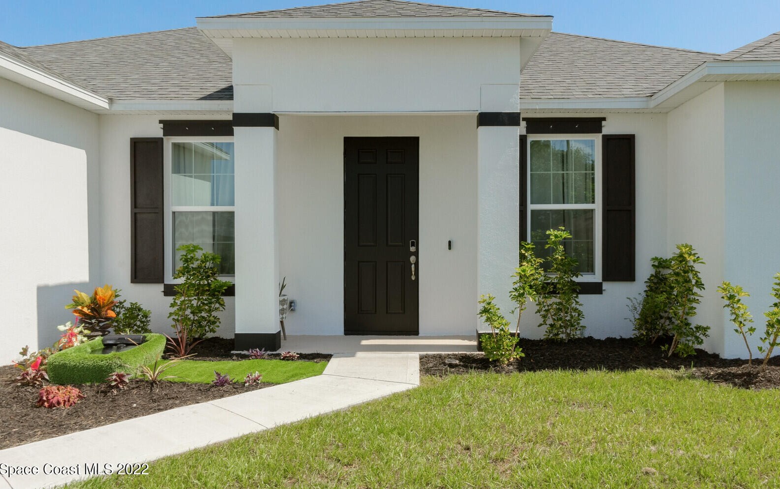 1835 Fairlight St, Melbourne, FL 32907-9227