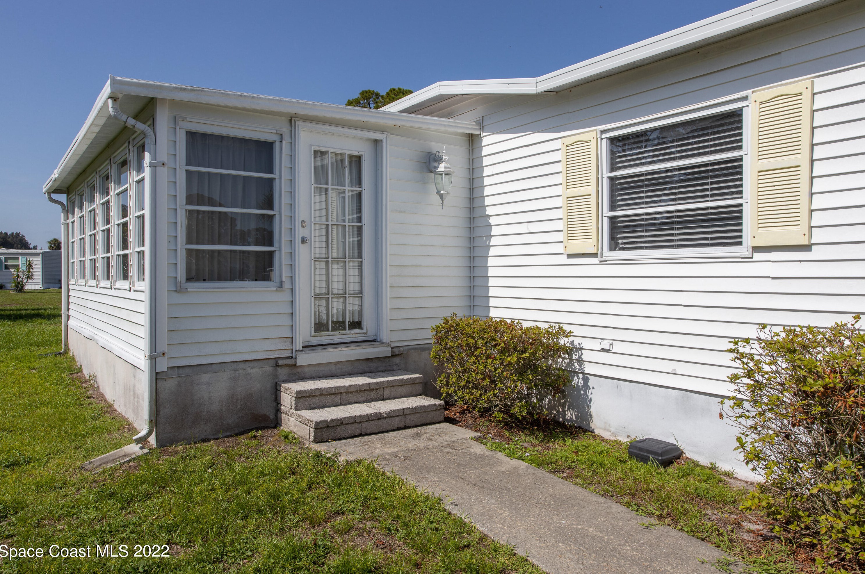 1228 Shell Ct, Melbourne, FL 32907-2156