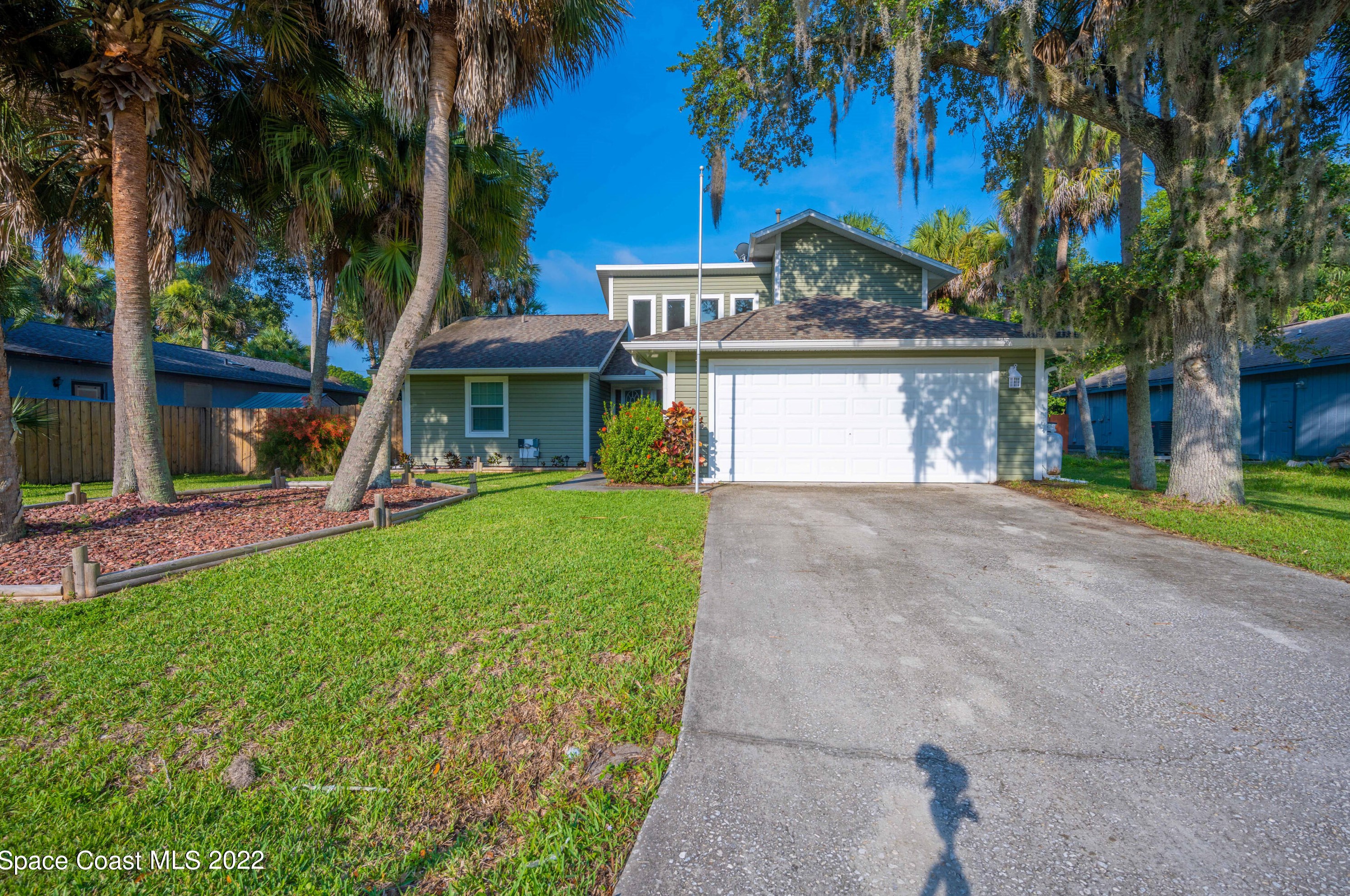 1272 Cone Ave, Melbourne, FL 32907-1114