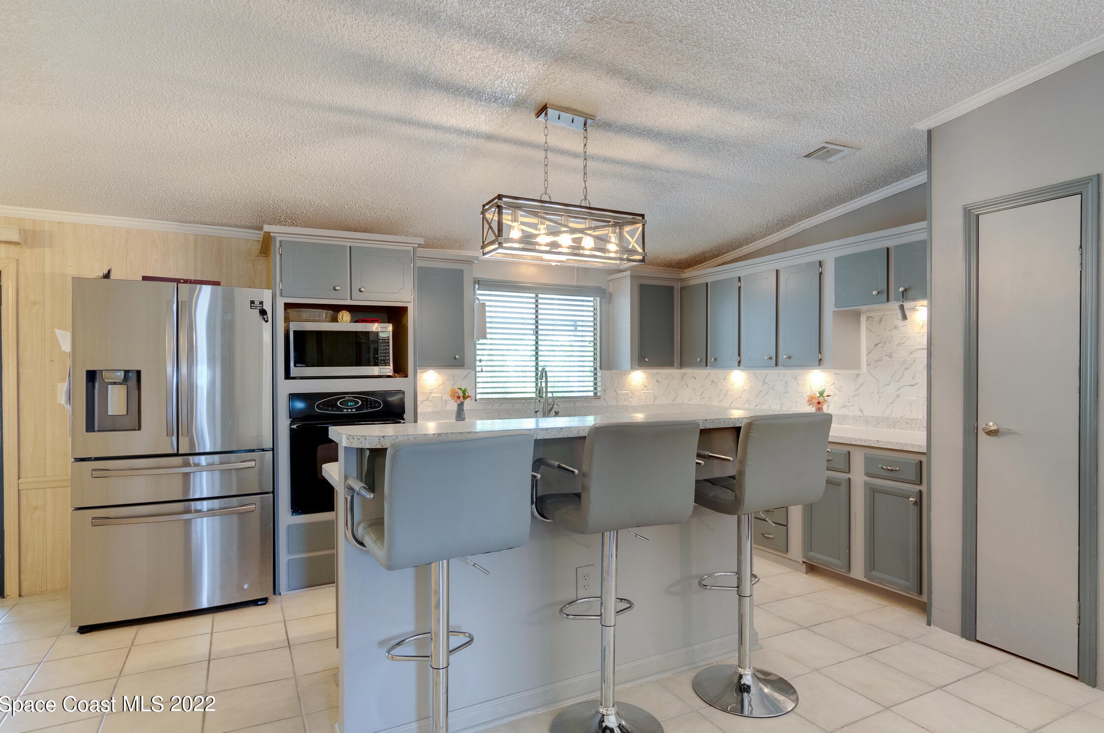 704 Silverthorn Ct, Sebastian, FL 32976