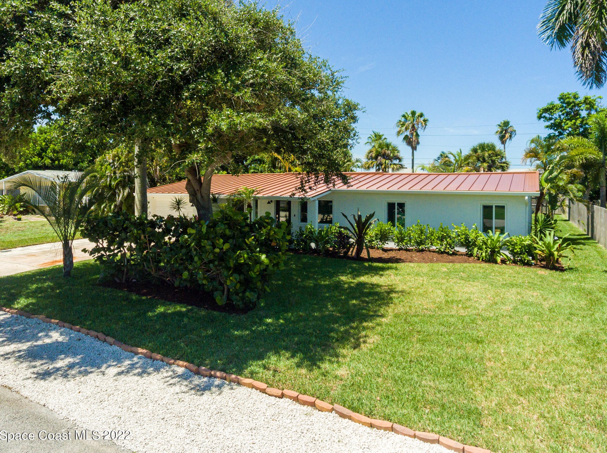 220 Avenida De La Vis, Melbourne, FL 32903-2814