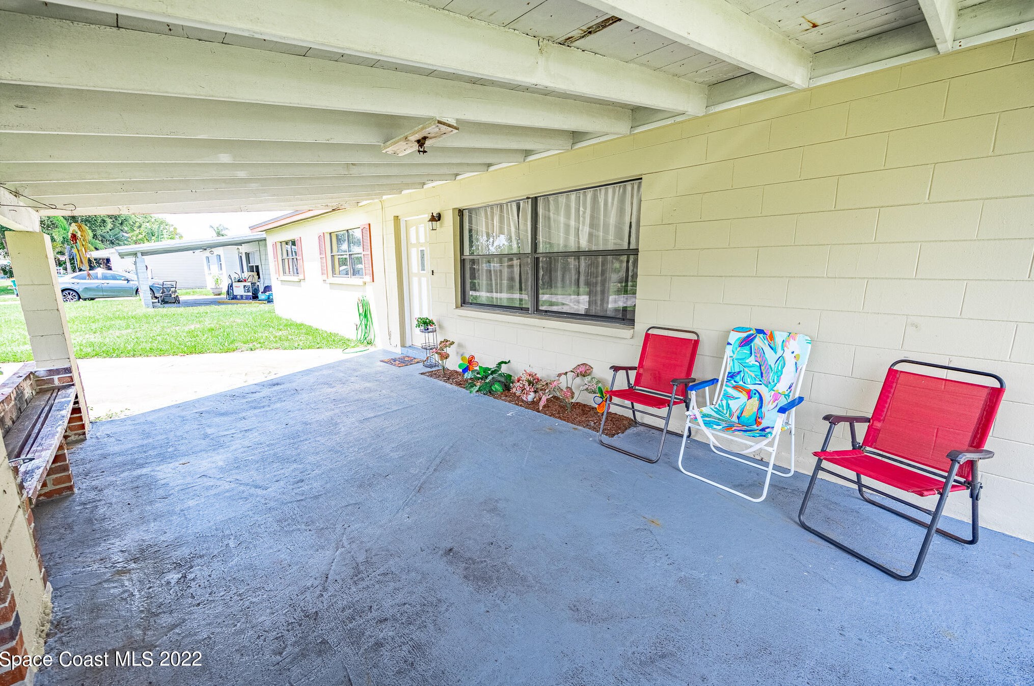 2076 Sandalwood Dr, Melbourne, FL 32935-5508
