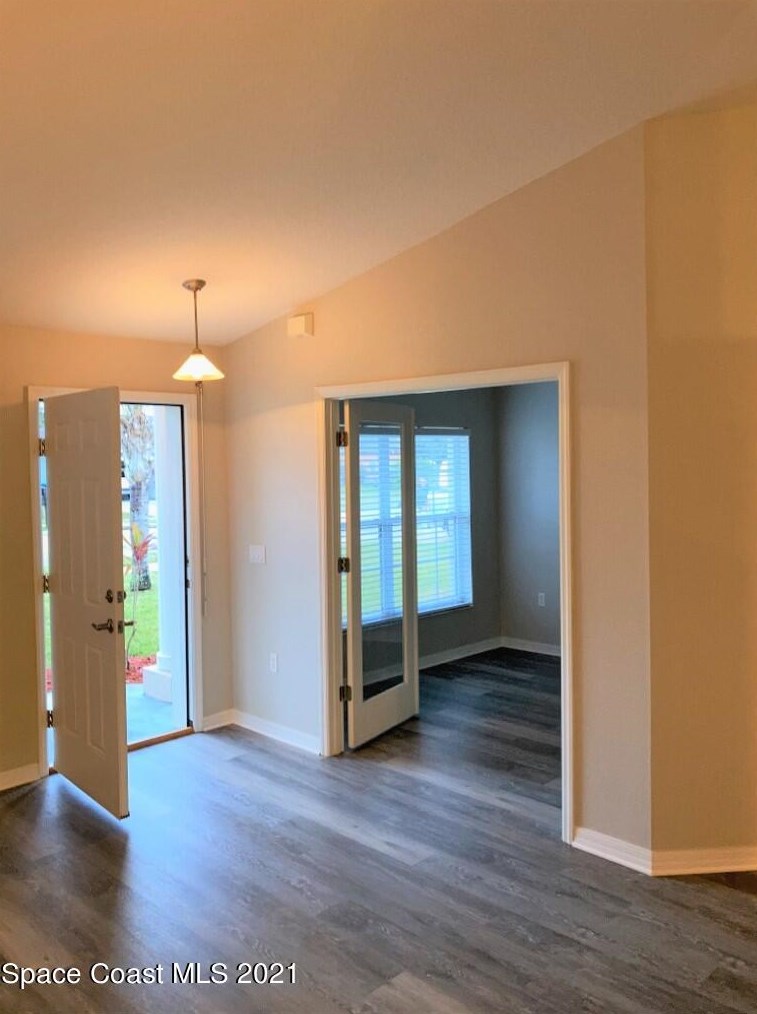 2036 Gloria Cir, Melbourne, FL 32905