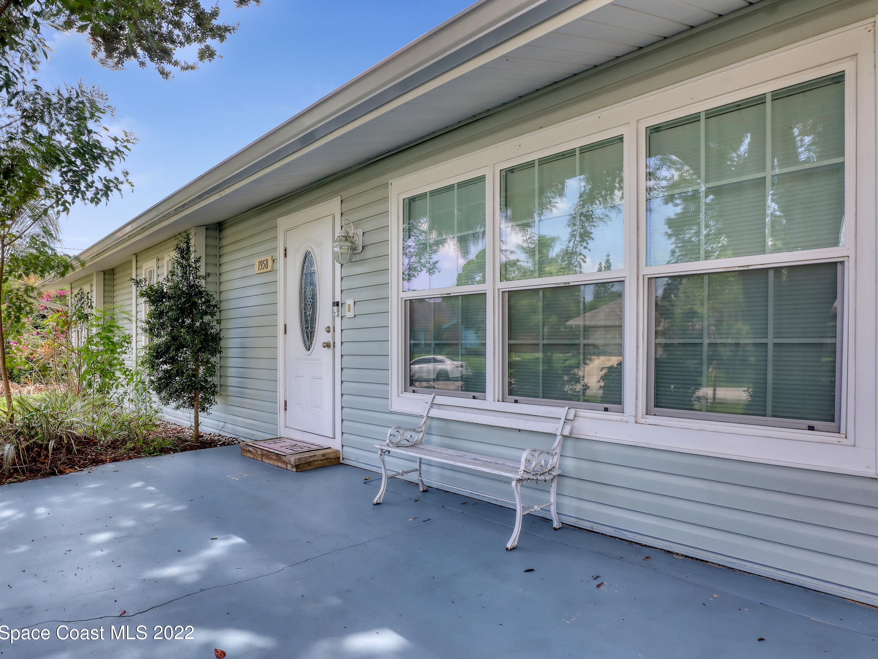 1958 Barker St, Melbourne, FL 32907-2481