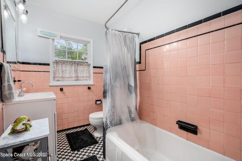 56 Valencia Rd, Melbourne FL  32904-3329 exterior