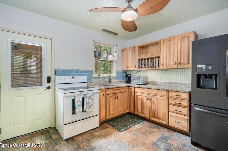 56 Valencia Rd, Melbourne FL  32904-3329 exterior