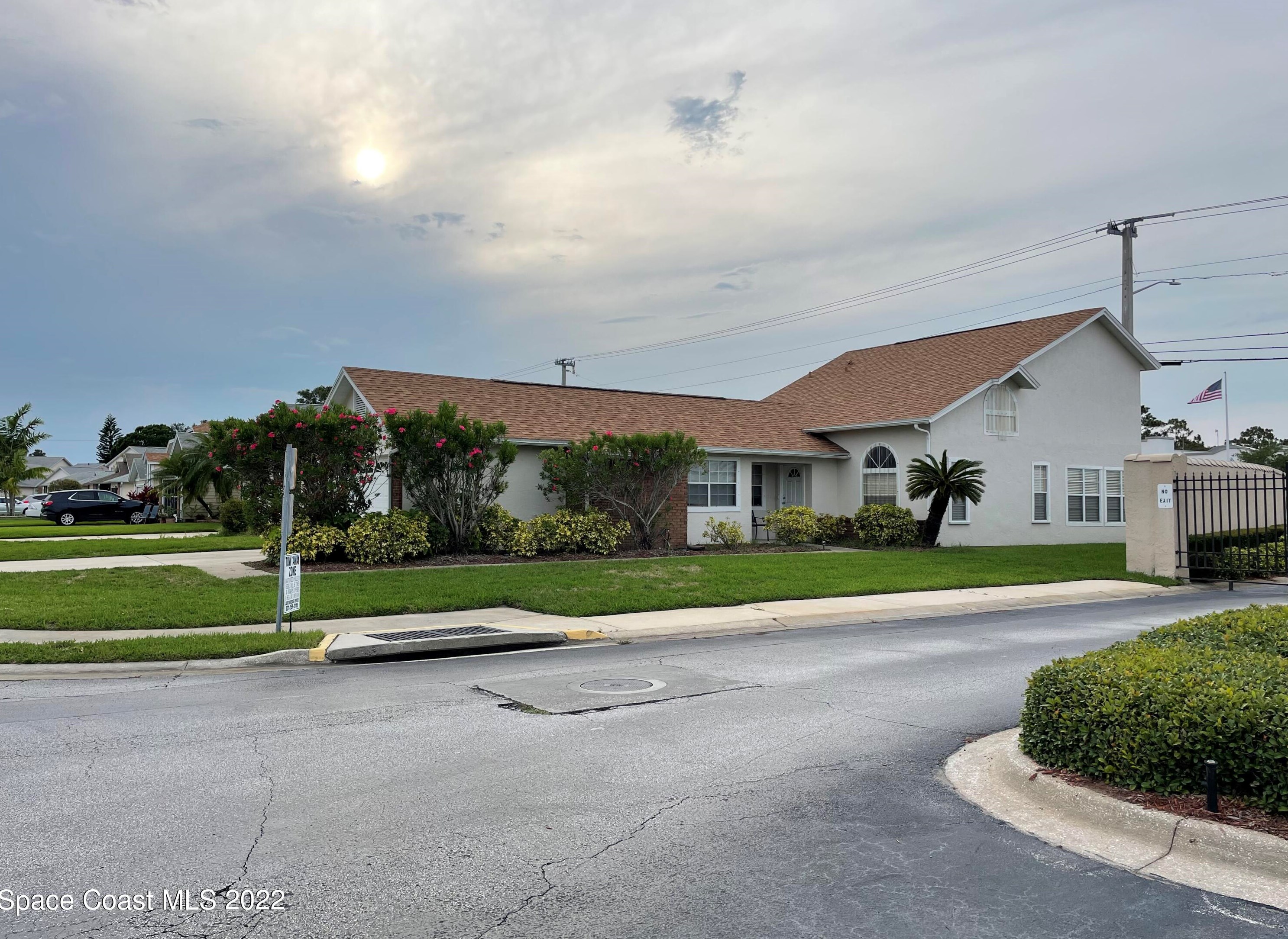 900 S Fork Cir, Melbourne, FL 32901