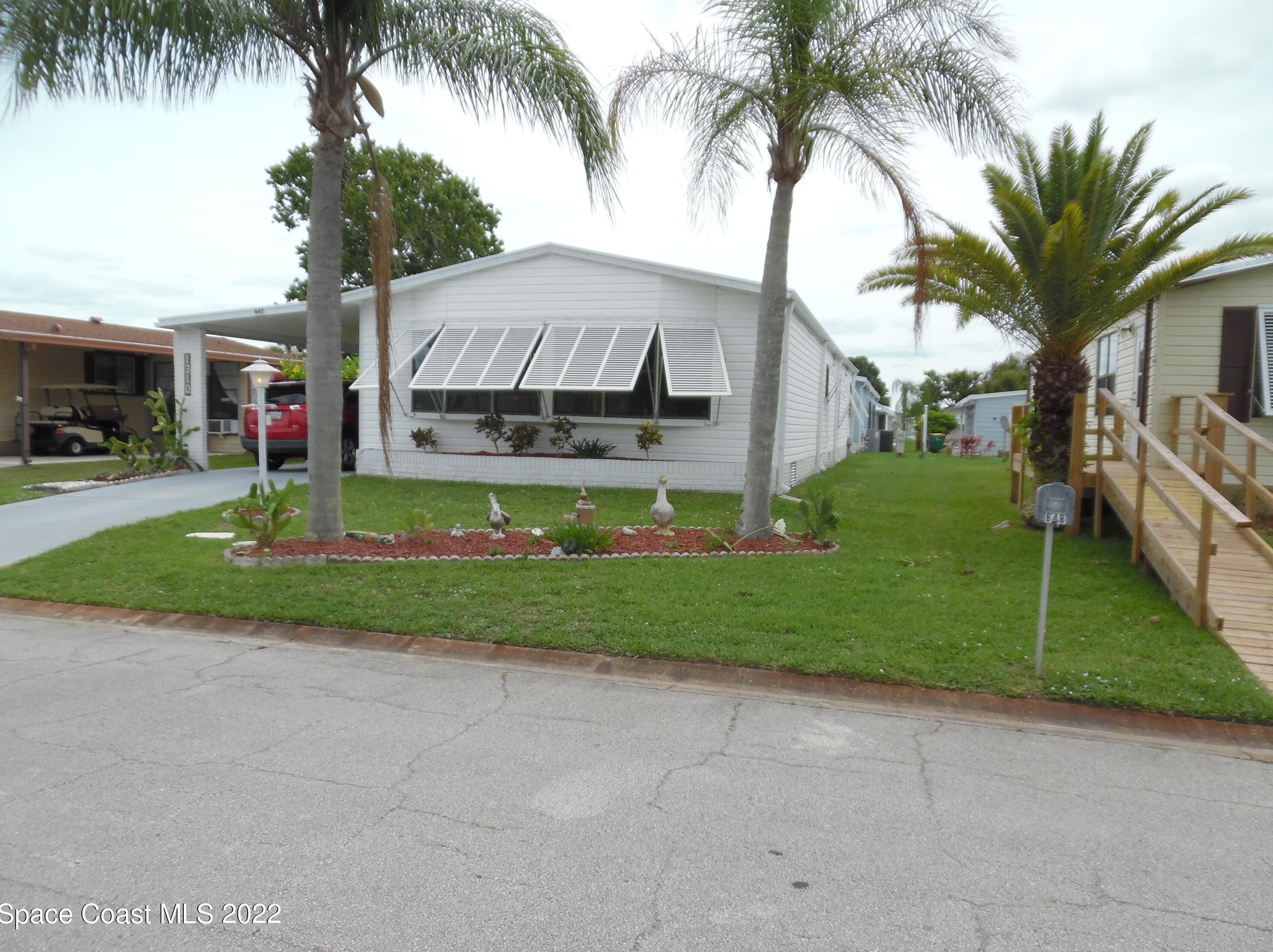 847 Periwinkle Cir, Sebastian, FL 32976
