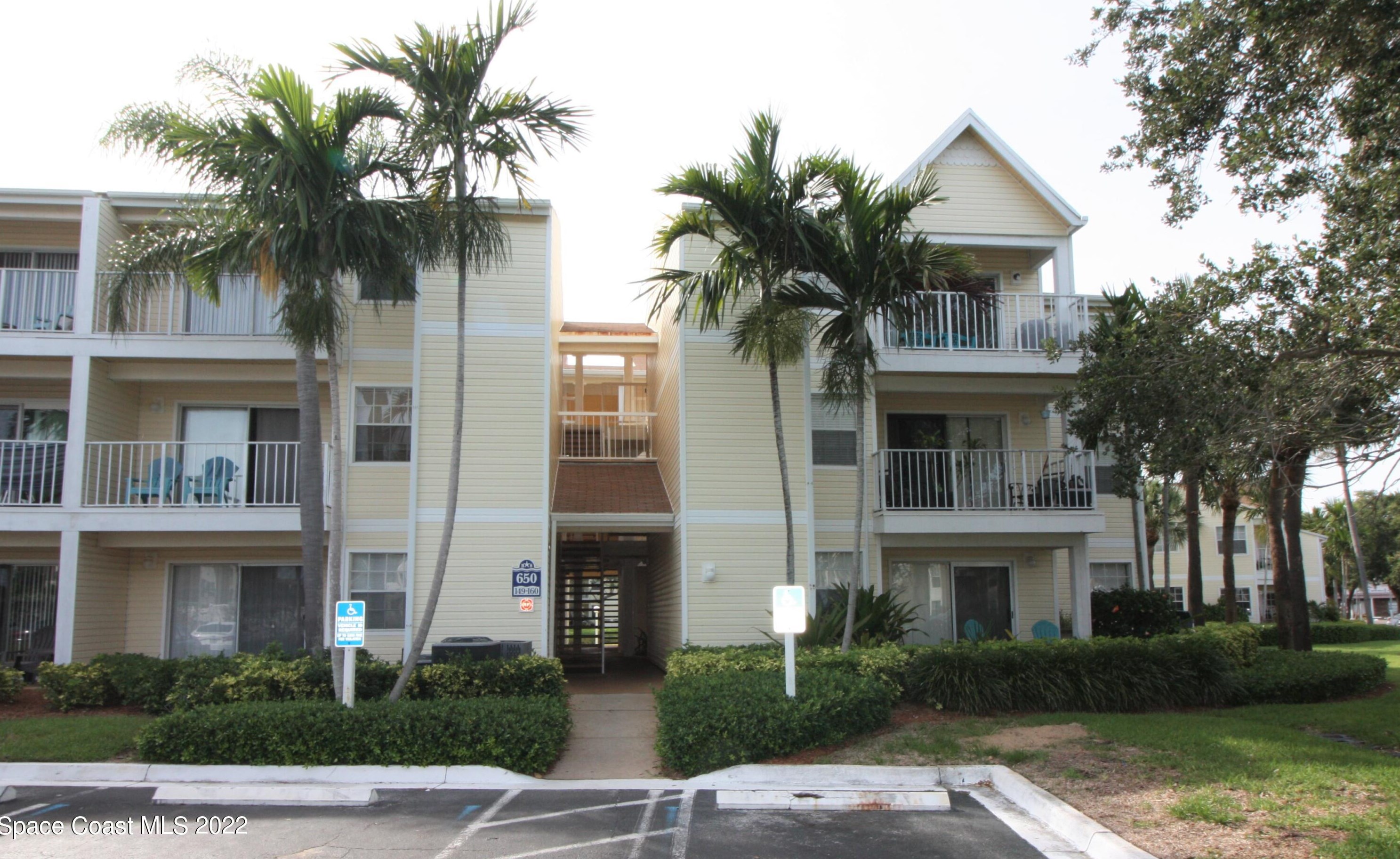650 Island Club Ct Apt 157, Melbourne, FL 32903