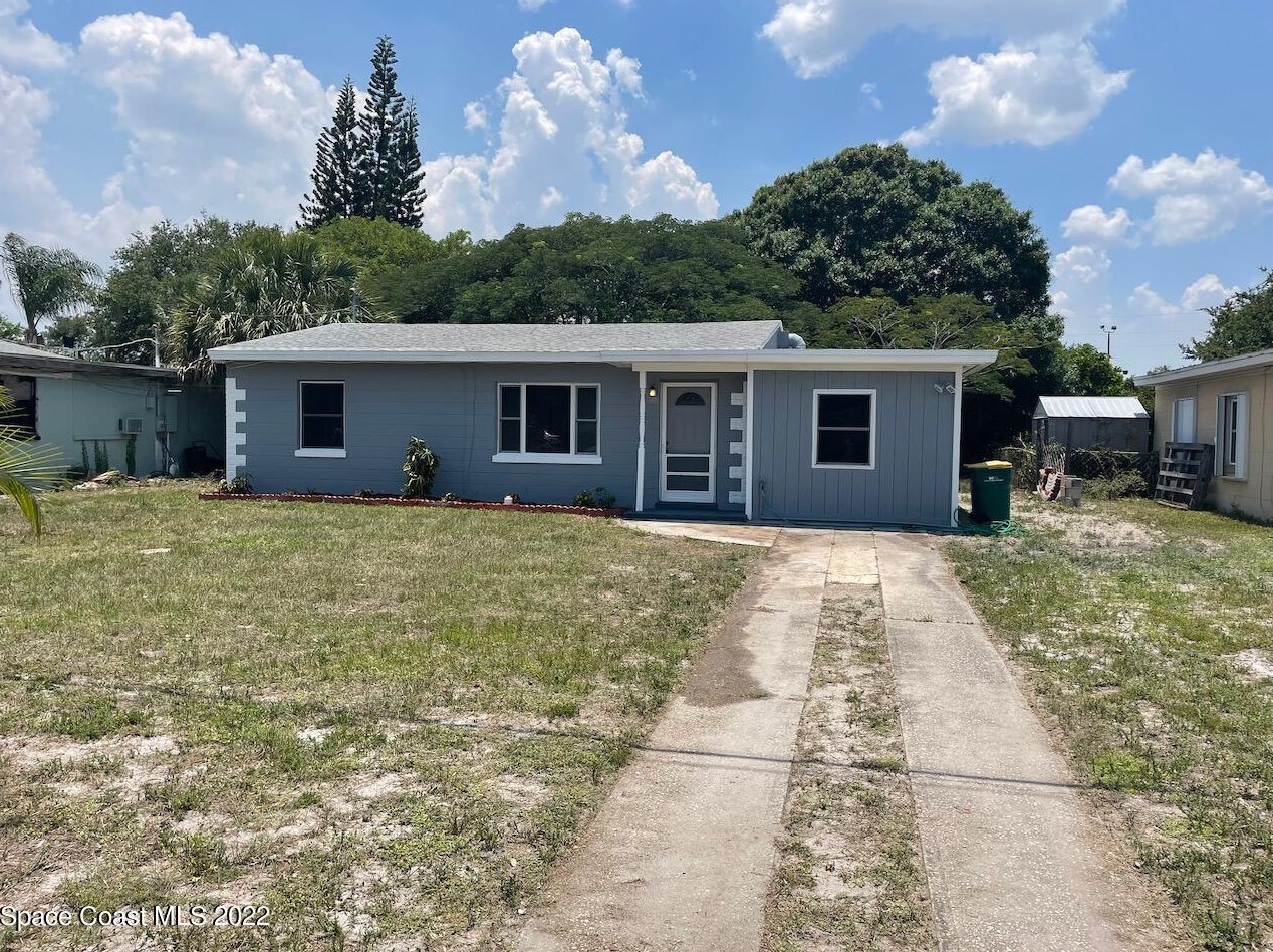 712 Wisteria Dr, Melbourne, FL 32901-1454