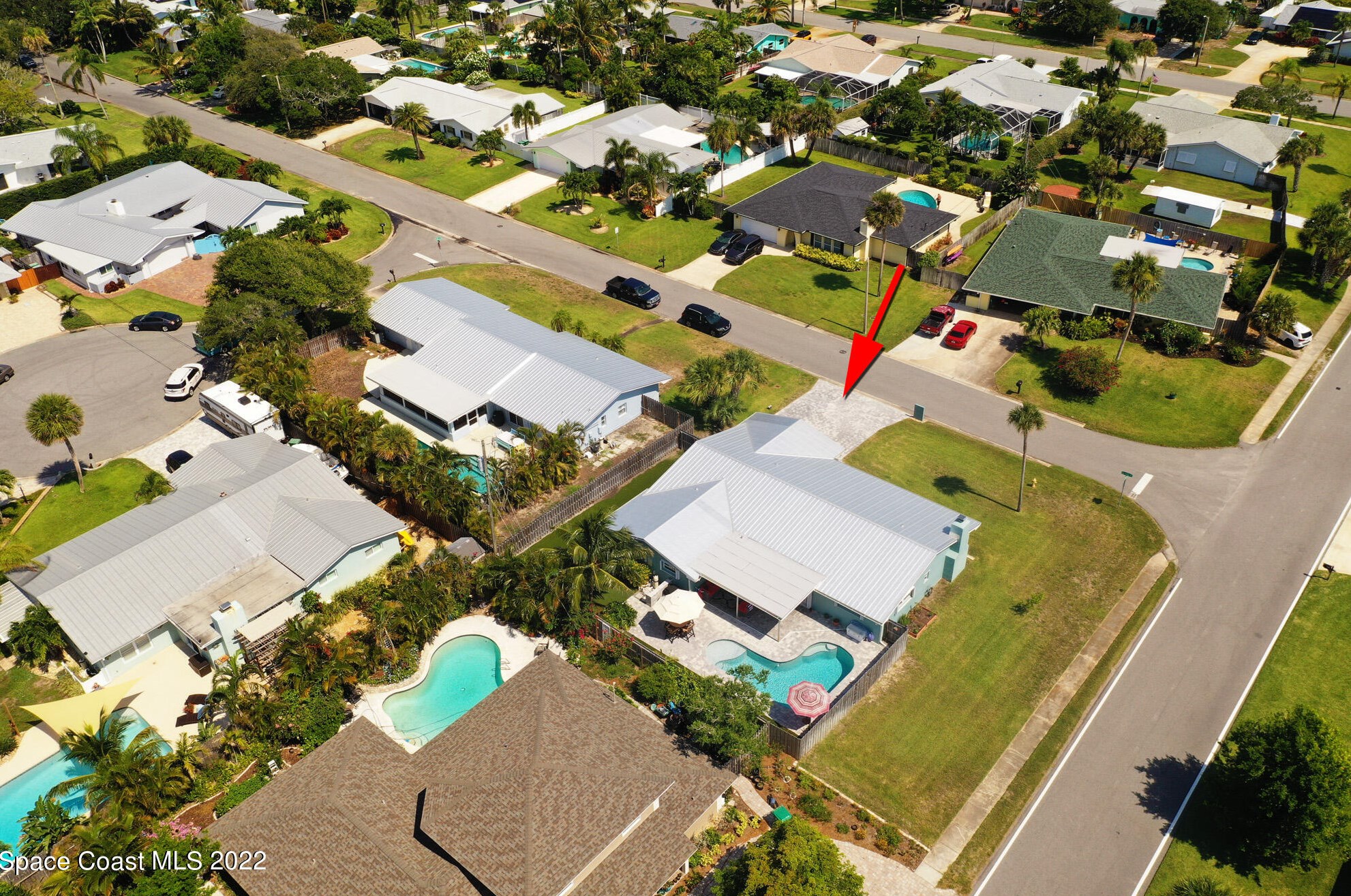 401 Oak Ridge Dr, Melbourne, FL 32903-4114
